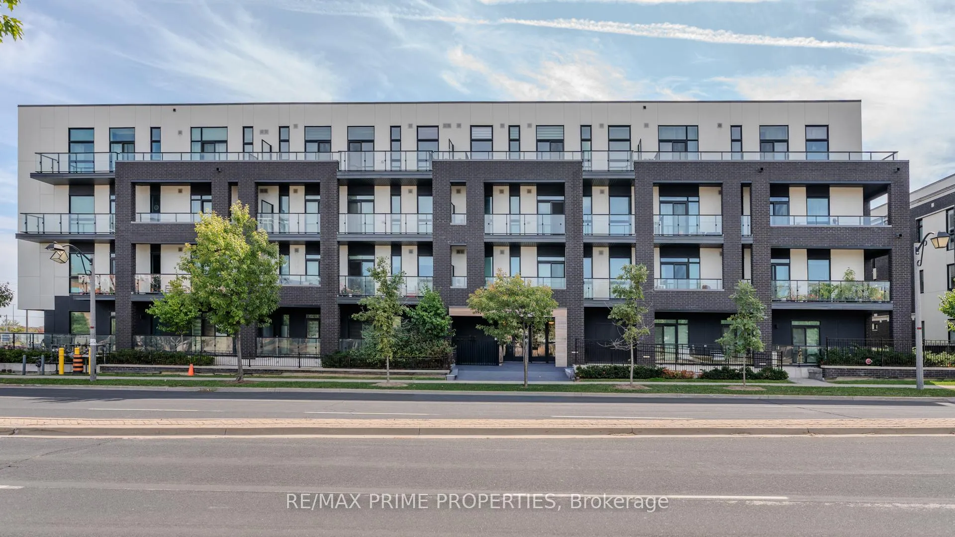 Photo 2 of Unit 501, 1709 Bur Oak Avenue, Markham, Wismer — HOMEH