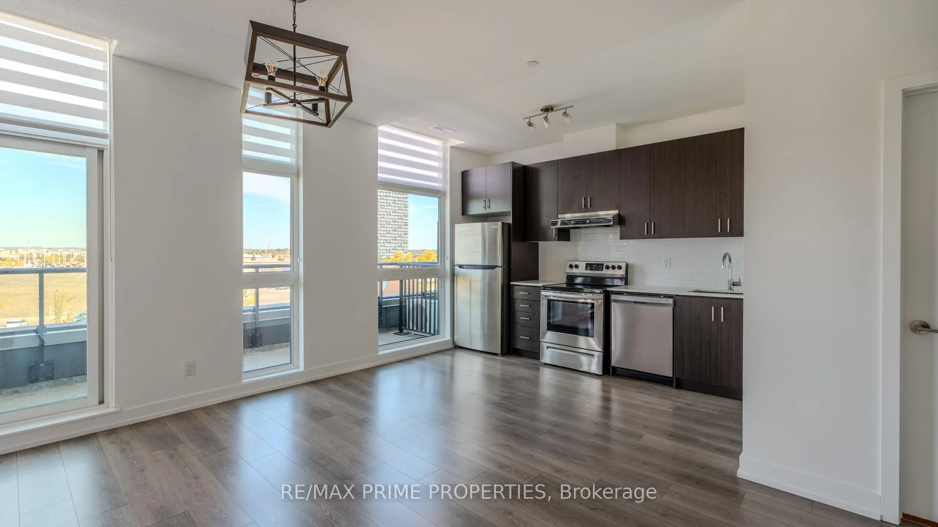 Photo 8 of Unit 501, 1709 Bur Oak Avenue, Markham, Wismer — HOMEH