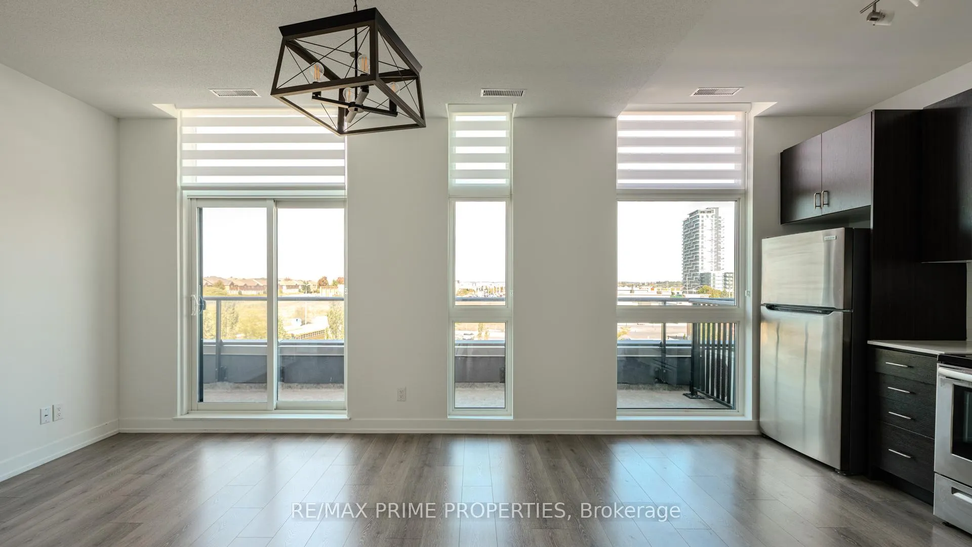 Photo 10 of Unit 501, 1709 Bur Oak Avenue, Markham, Wismer — HOMEH