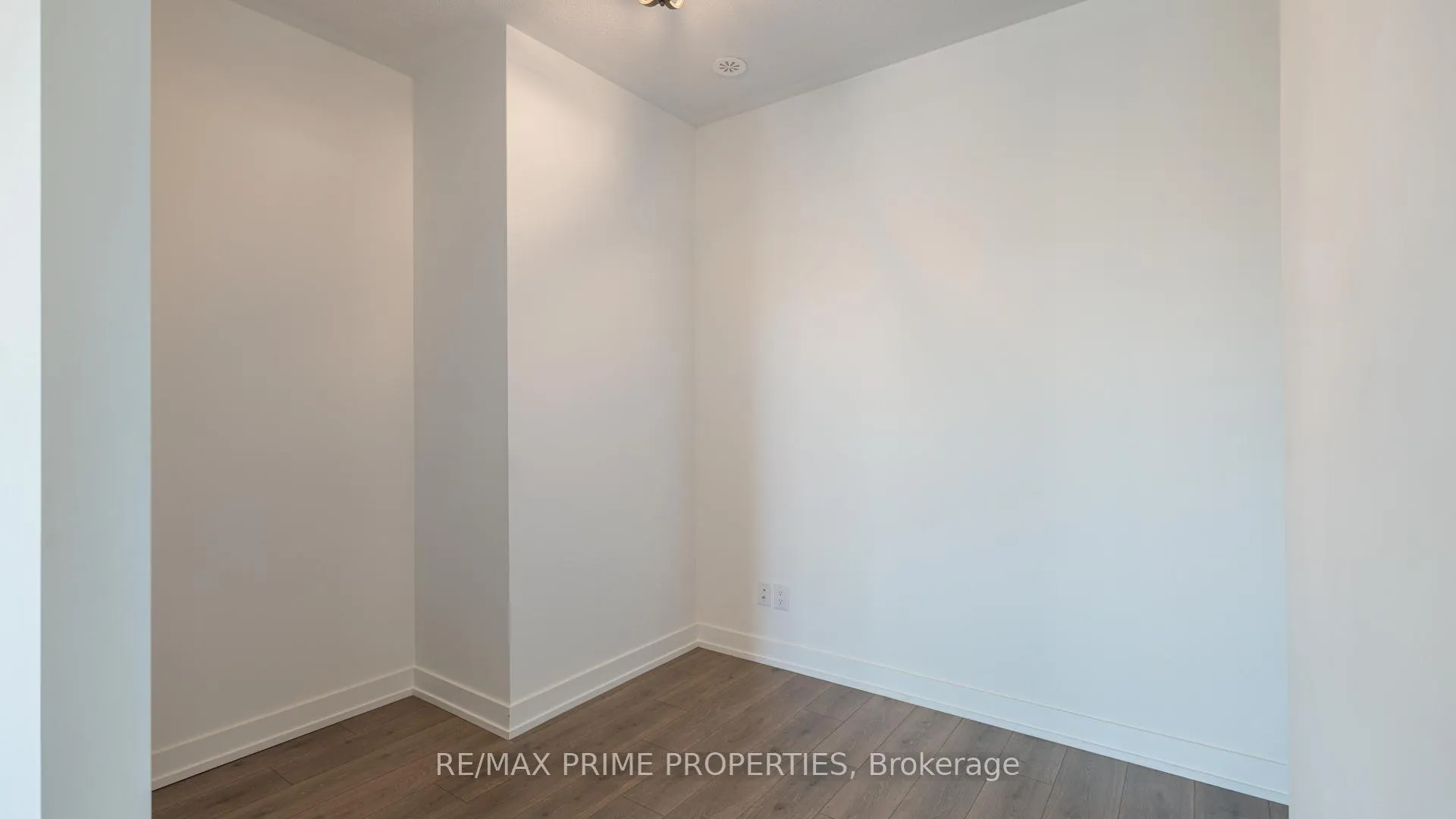 Photo 15 of Unit 501, 1709 Bur Oak Avenue, Markham, Wismer — HOMEH