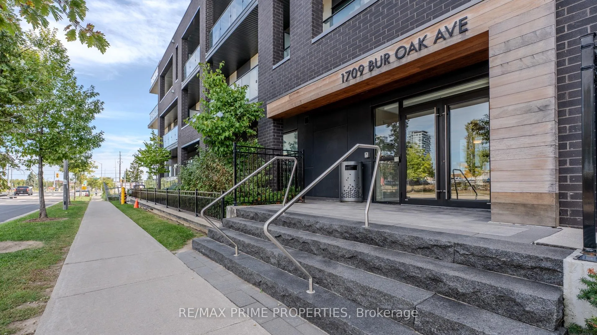 Photo 35 of Unit 501, 1709 Bur Oak Avenue, Markham, Wismer — HOMEH