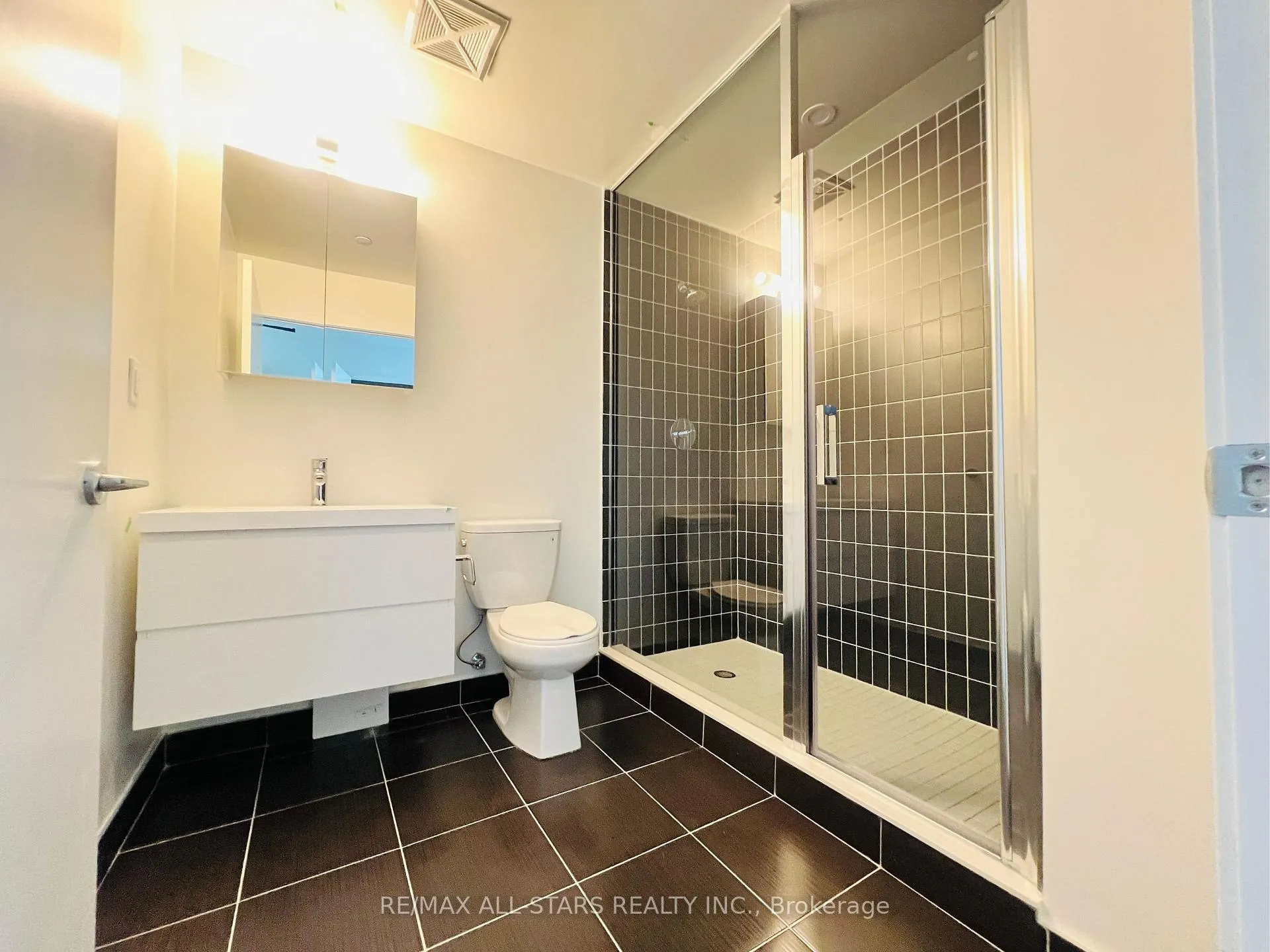 Photo 5 of Unit 1508, 38 Andre De Grasse Street, Markham, Unionville — HOMEH