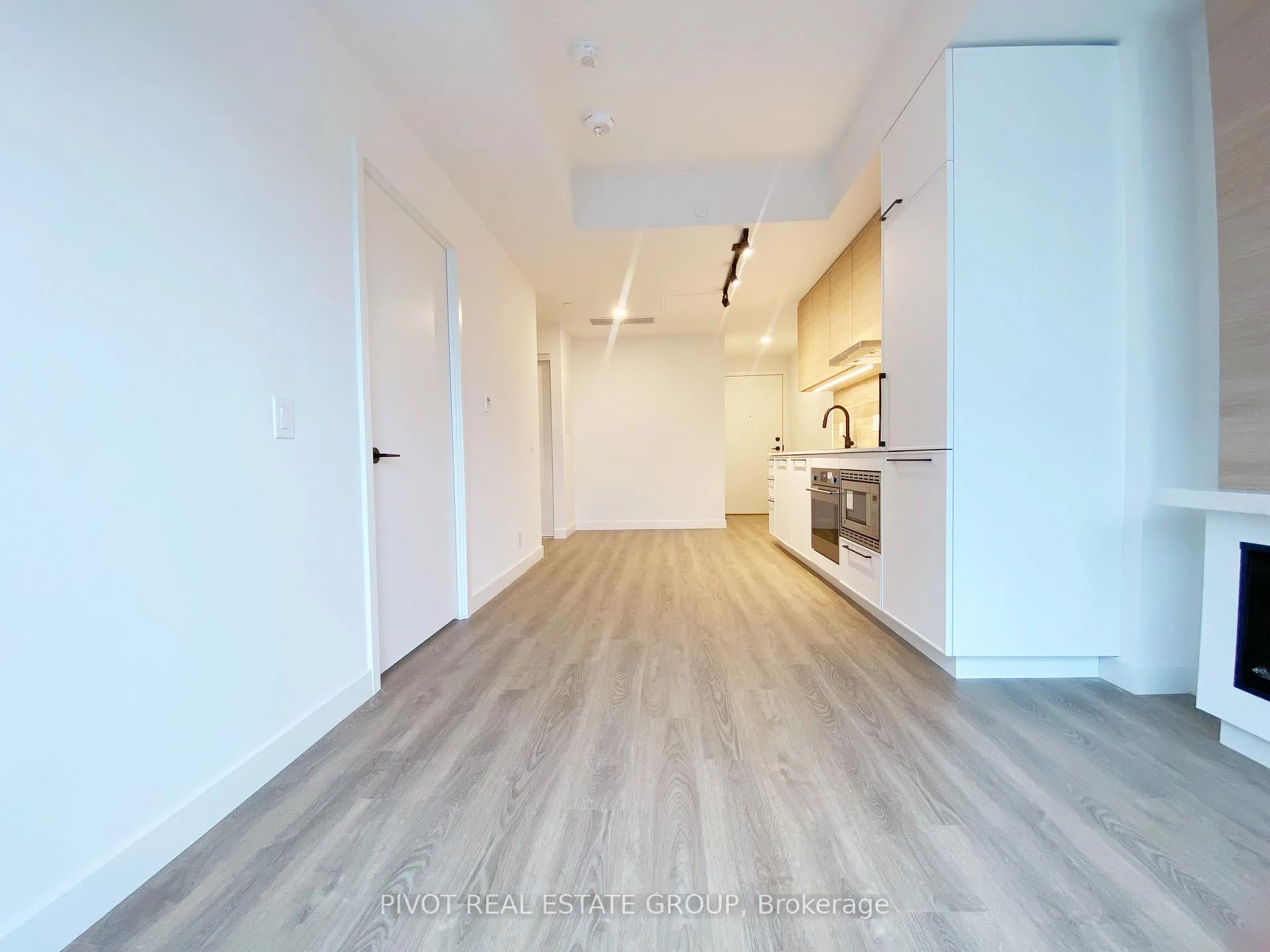 Photo 10 of Unit 1115, 1050 Eastern Avenue, Toronto, The Beaches — HOMEH