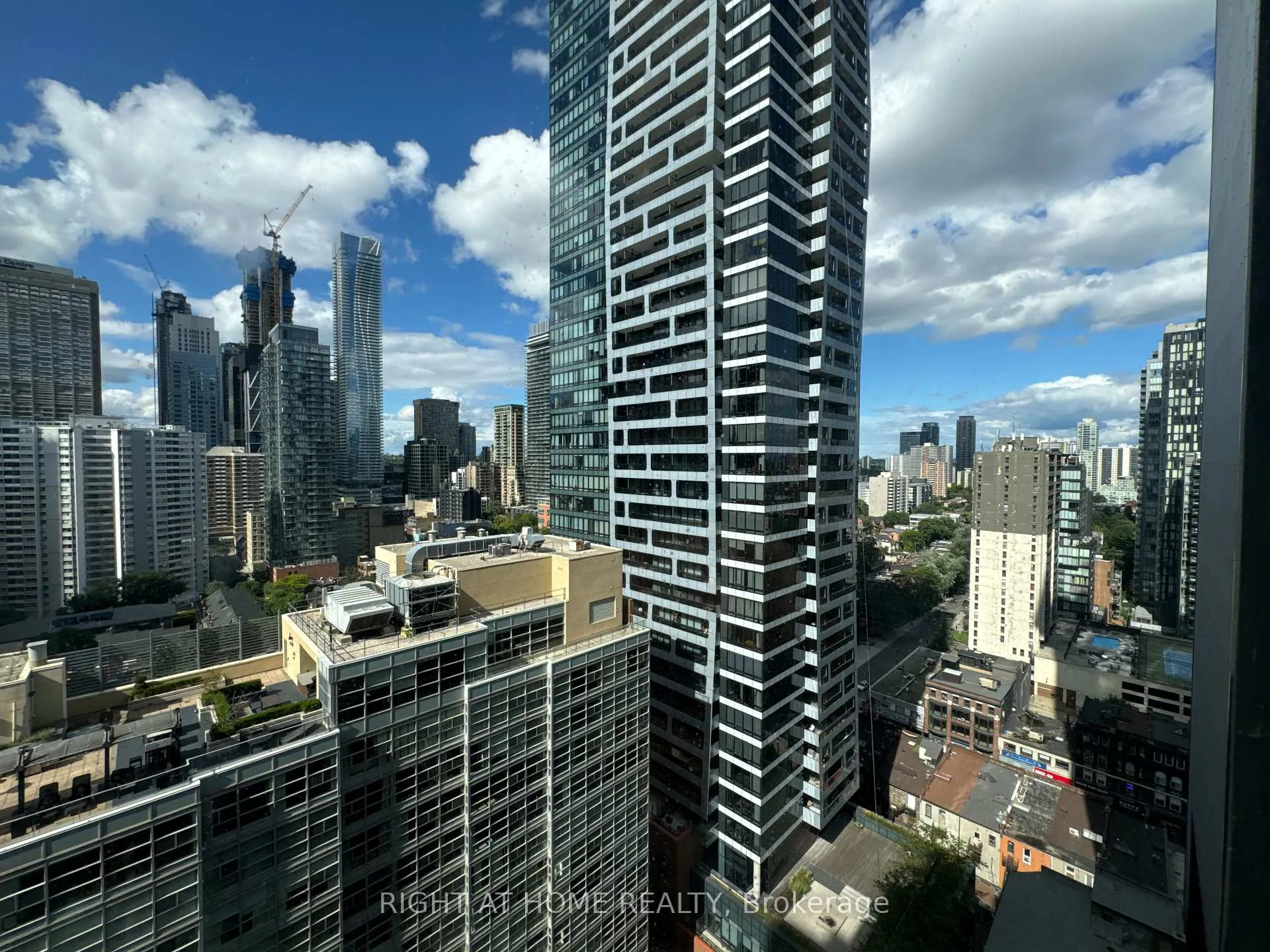 Front of Unit 2407, 24 Wellesley Street W