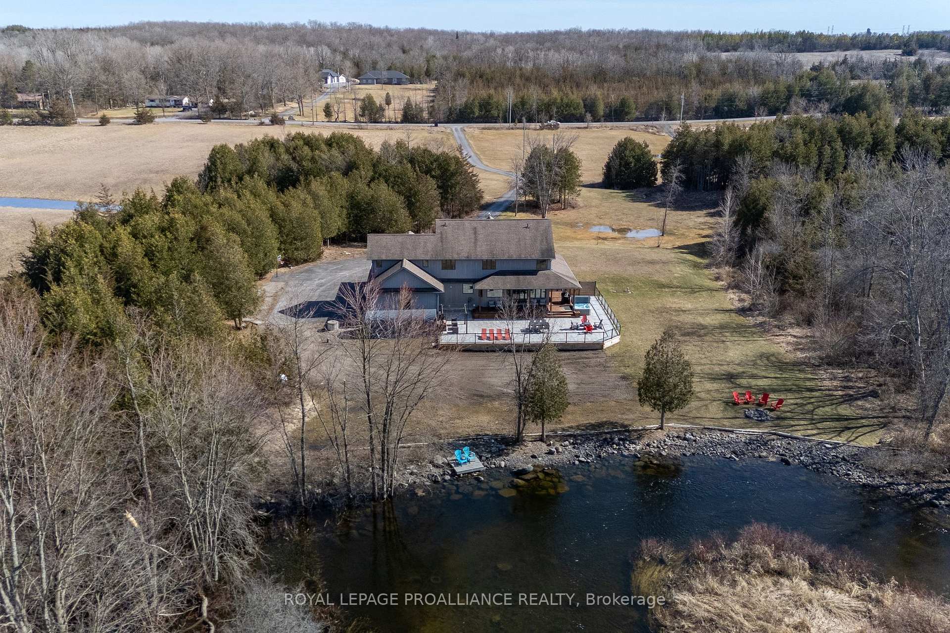 Photo 4 of 1017 Thrasher Road, Belleville, Thurlow Ward — HOMEH