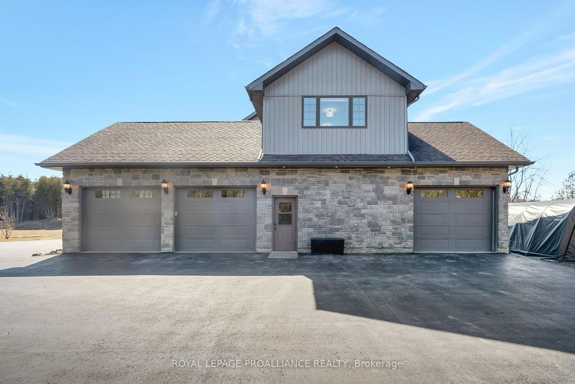 Photo 9 of 1017 Thrasher Road, Belleville, Thurlow Ward — HOMEH