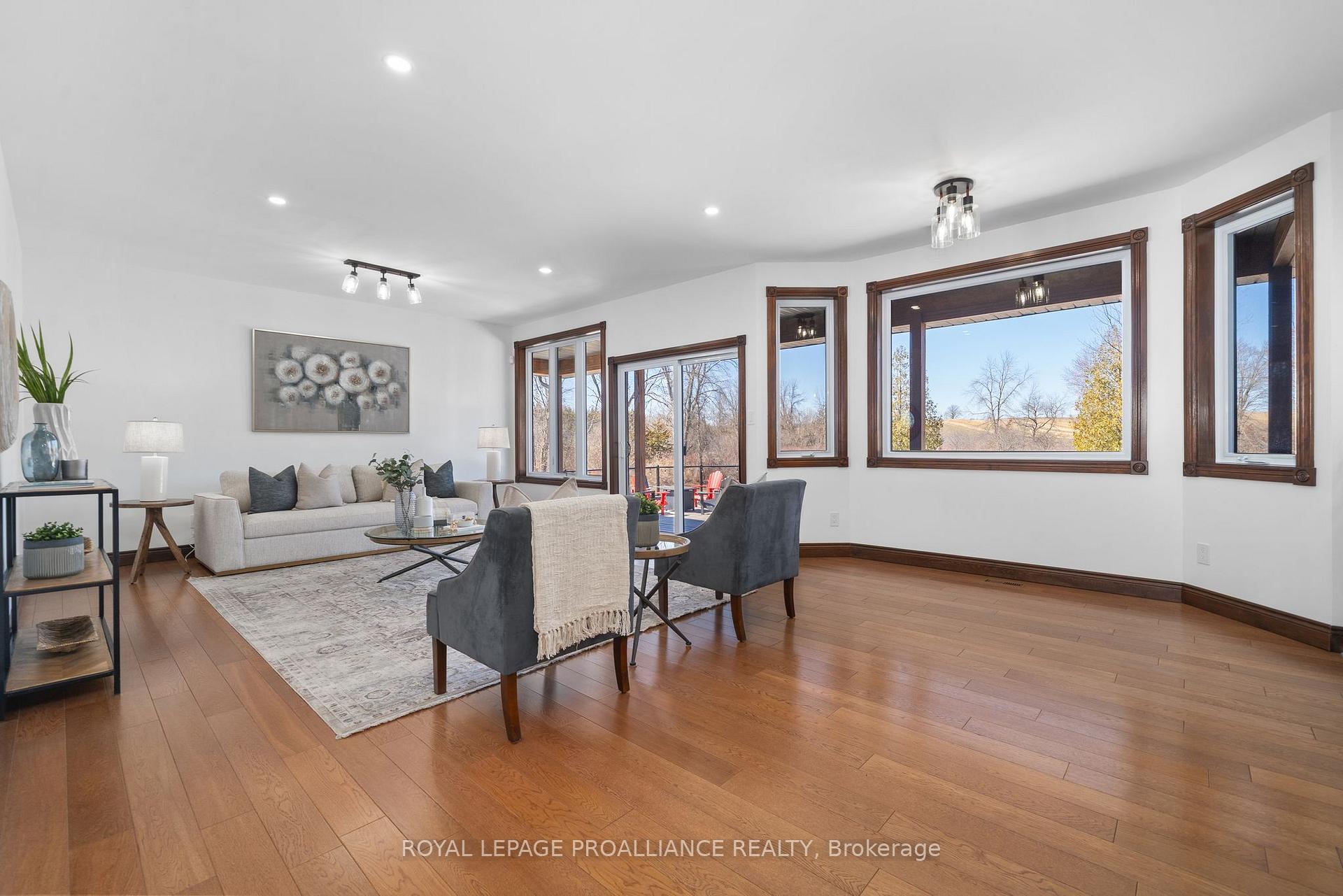 Photo 21 of 1017 Thrasher Road, Belleville, Thurlow Ward — HOMEH