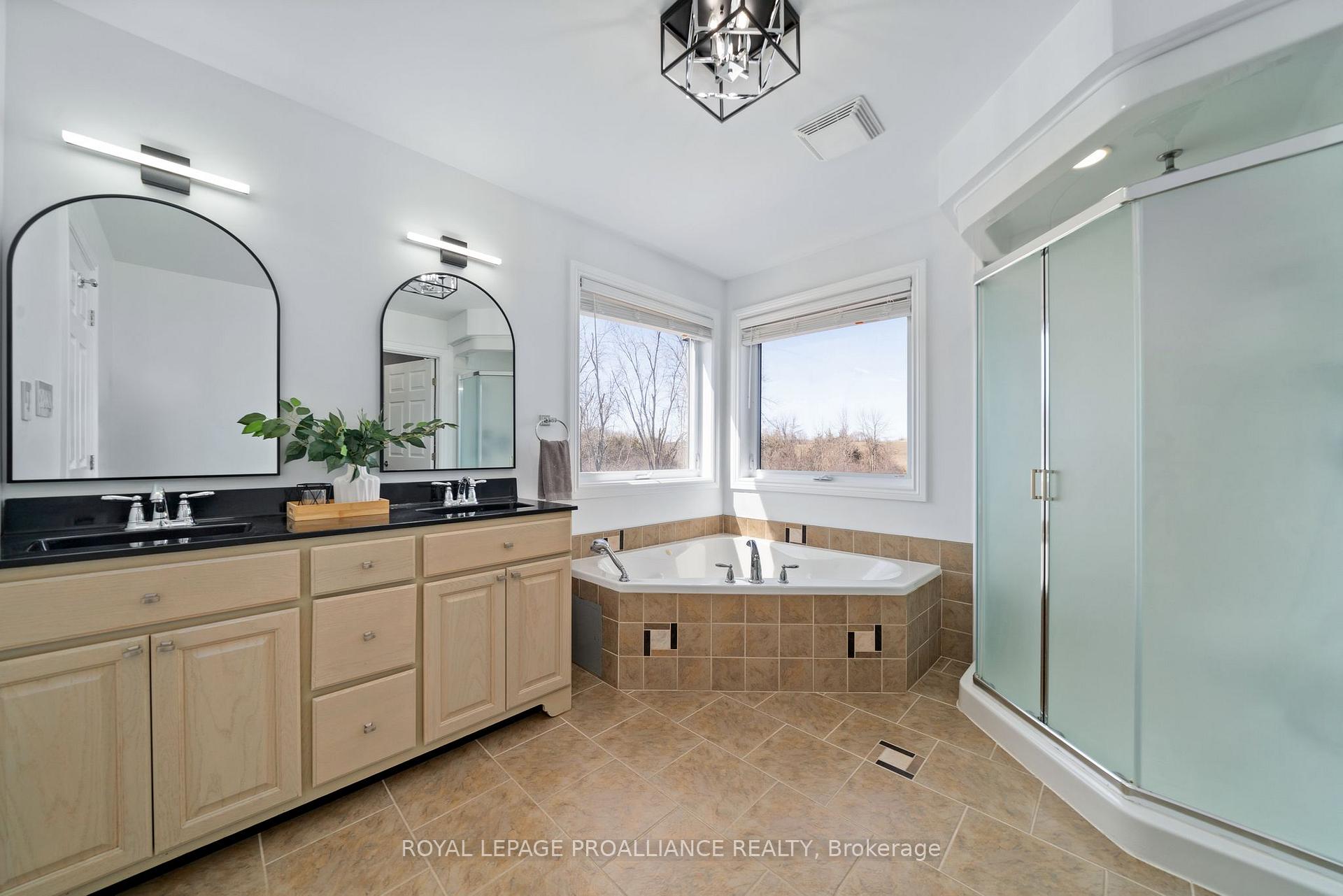 Photo 25 of 1017 Thrasher Road, Belleville, Thurlow Ward — HOMEH