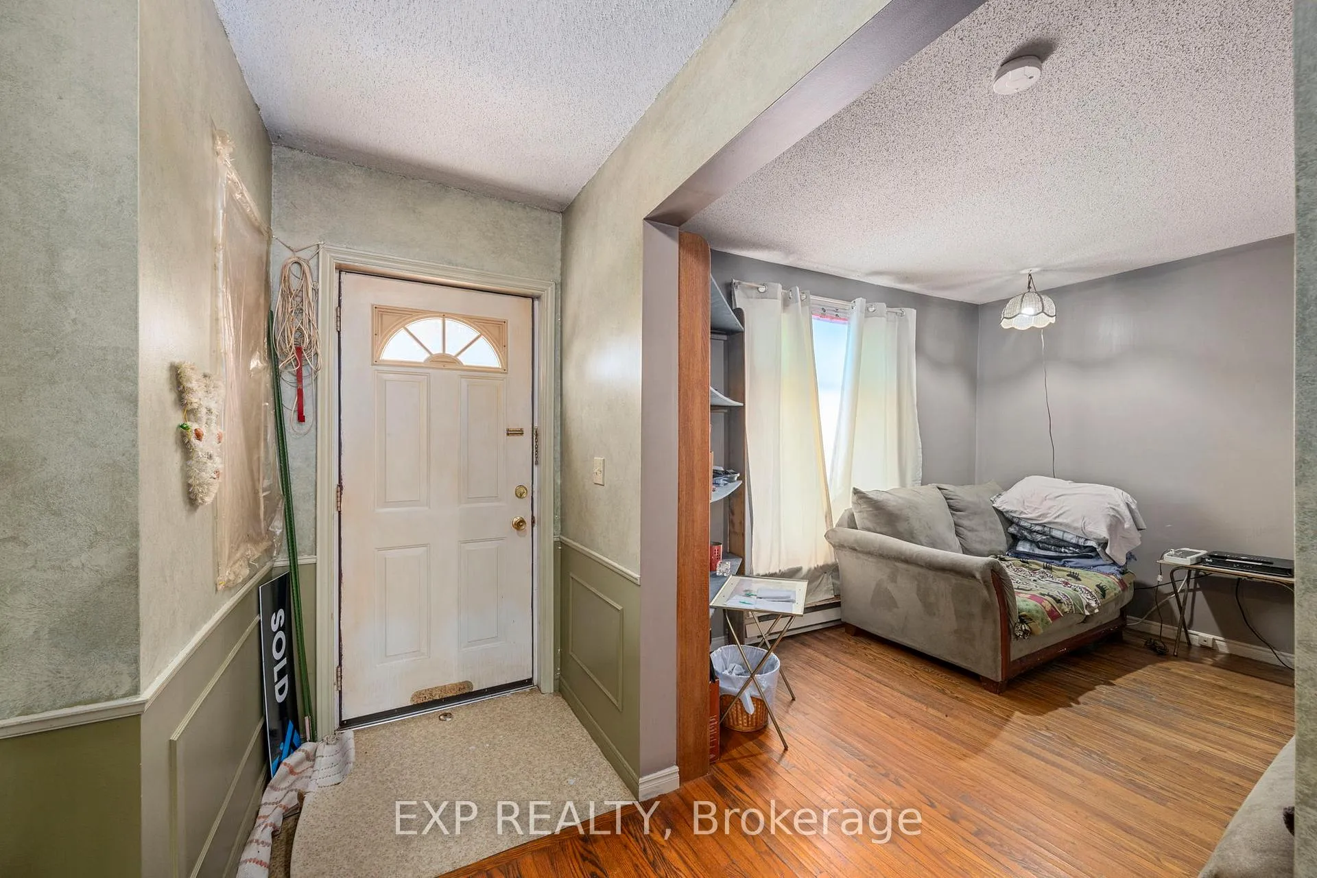 Photo 4 of 22949 Hagerty Road, Newbury — HOMEH