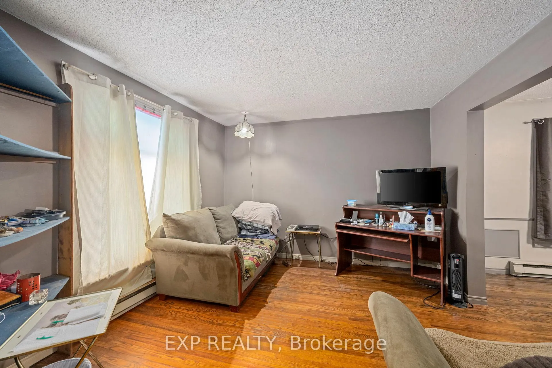 Photo 5 of 22949 Hagerty Road, Newbury — HOMEH