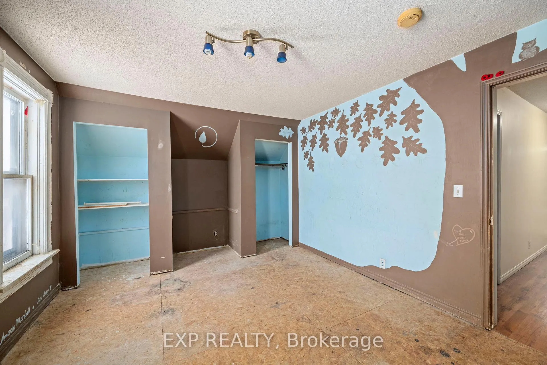 Photo 19 of 22949 Hagerty Road, Newbury — HOMEH