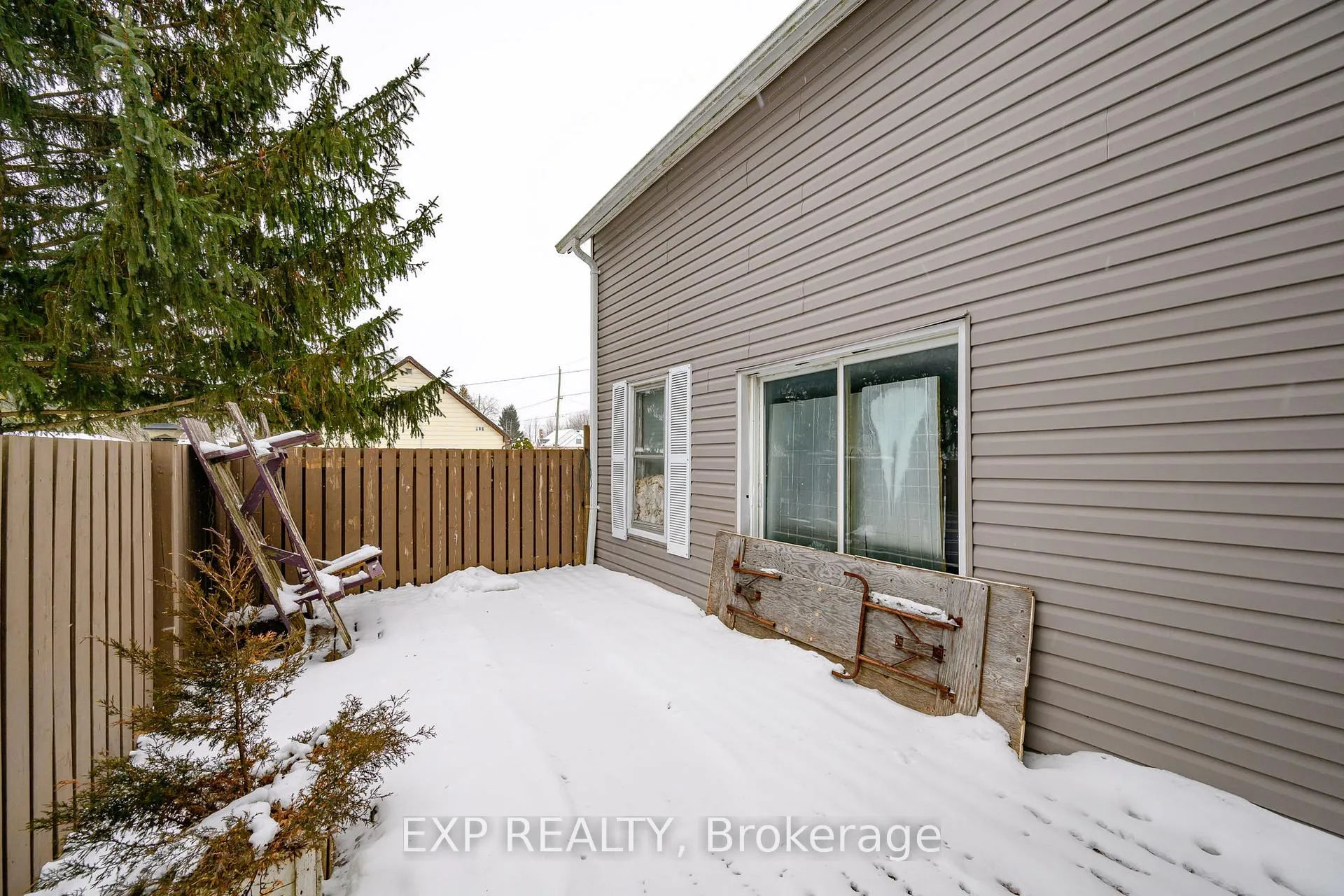 Photo 25 of 22949 Hagerty Road, Newbury — HOMEH