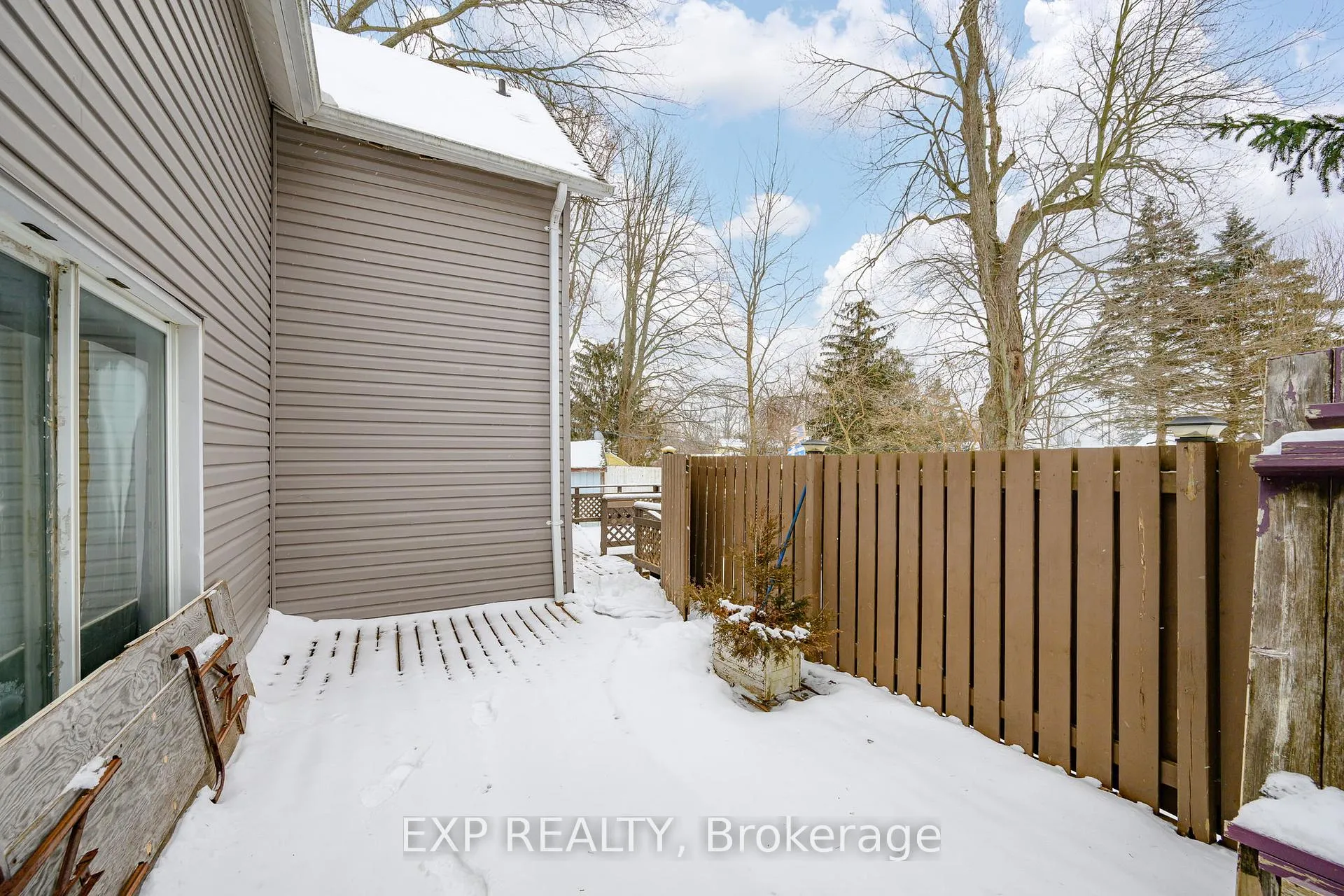 Photo 26 of 22949 Hagerty Road, Newbury — HOMEH