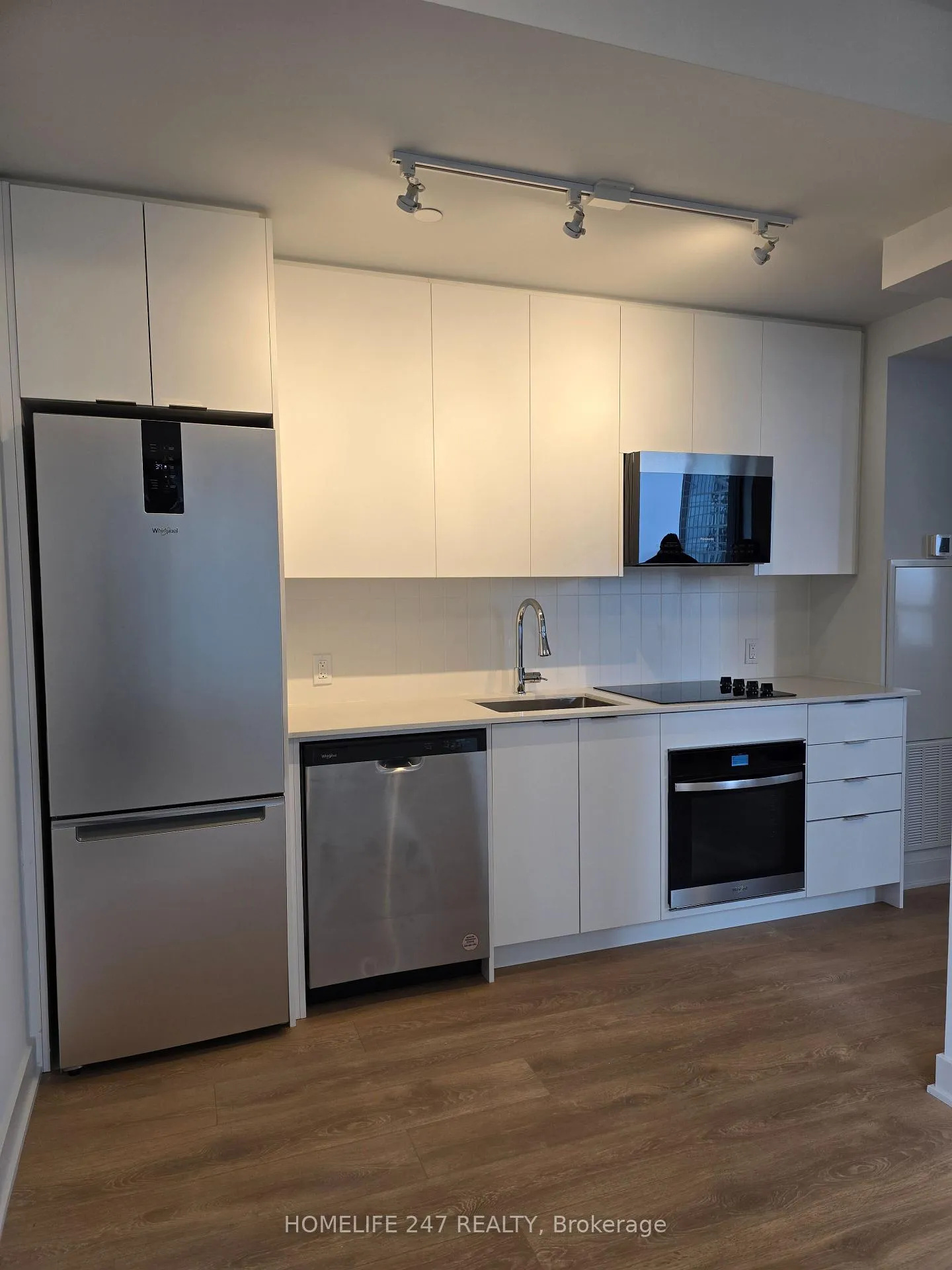Photo 1 of Unit 1407, 2920 Hwy 7 West, Vaughan, Concord — HOMEH