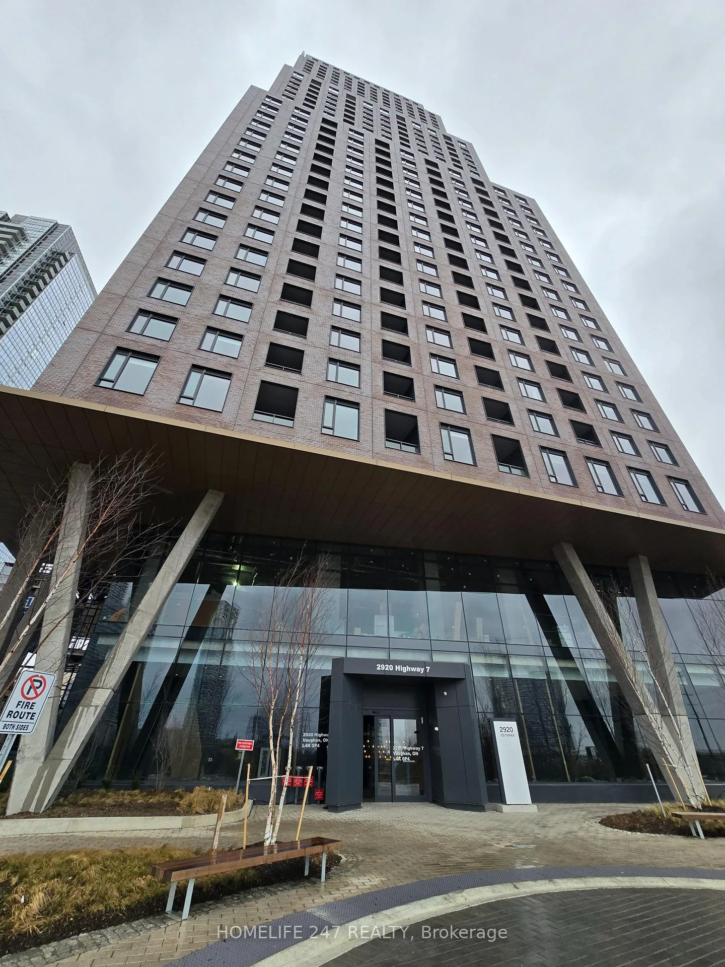 Photo 8 of Unit 1407, 2920 Hwy 7 West, Vaughan, Concord — HOMEH