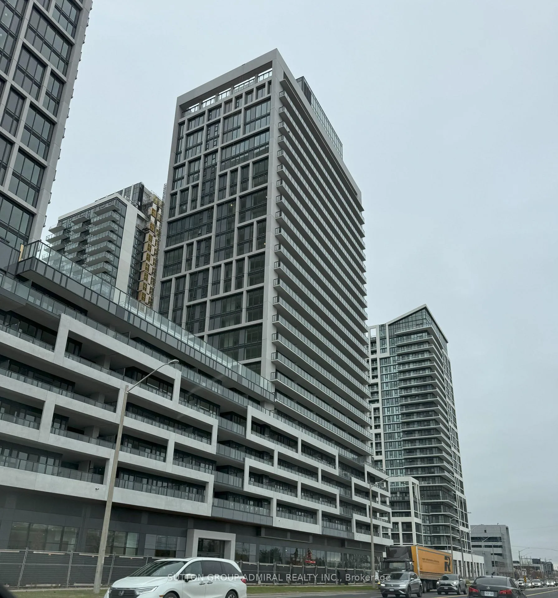 Photo 1 of Unit 606, 8960 Jane Street E, Vaughan, Concord — HOMEH
