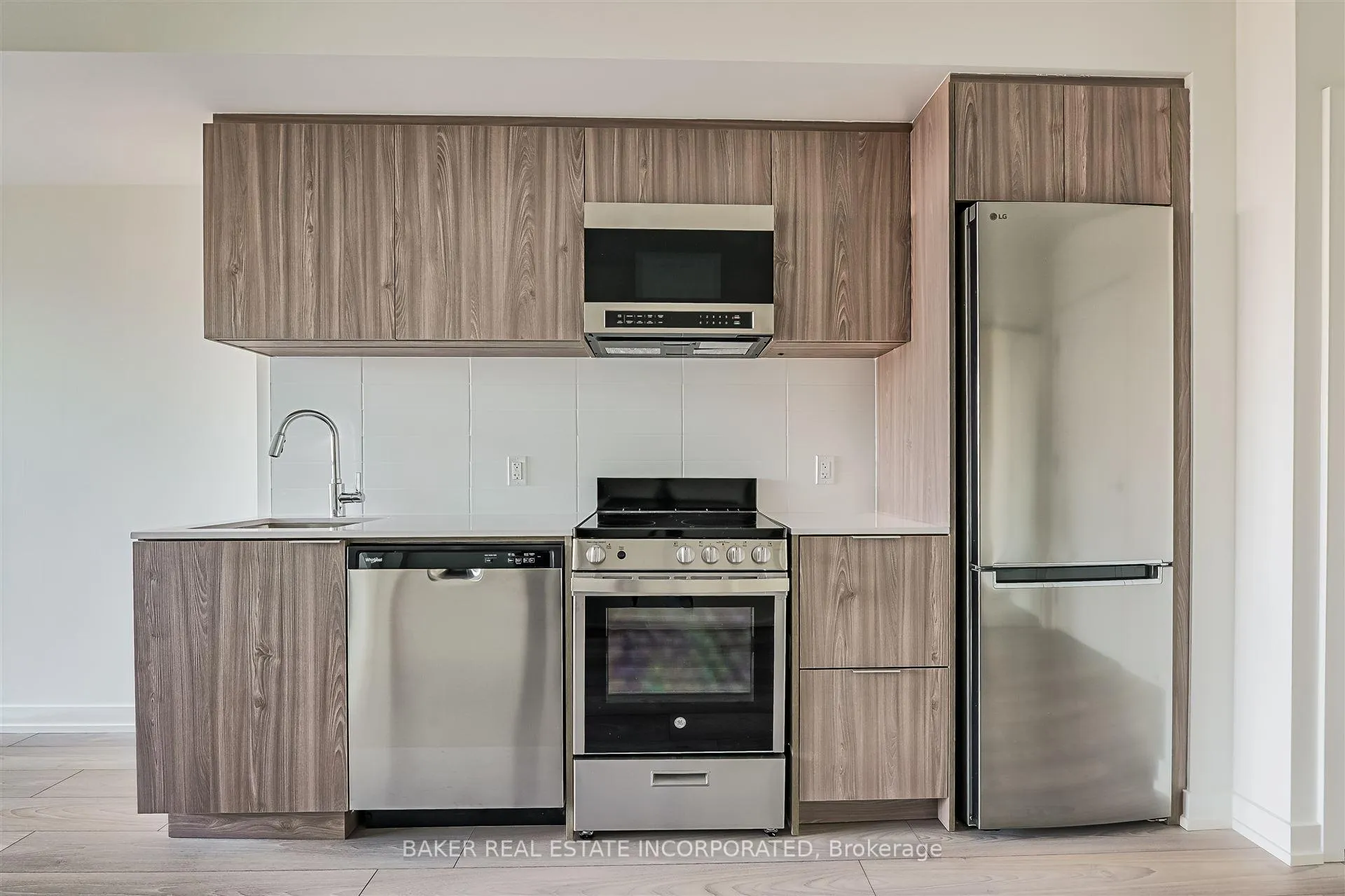 Photo 7 of Unit 1211, 223 Redpath Avenue, Toronto, Mount Pleasant West — HOMEH