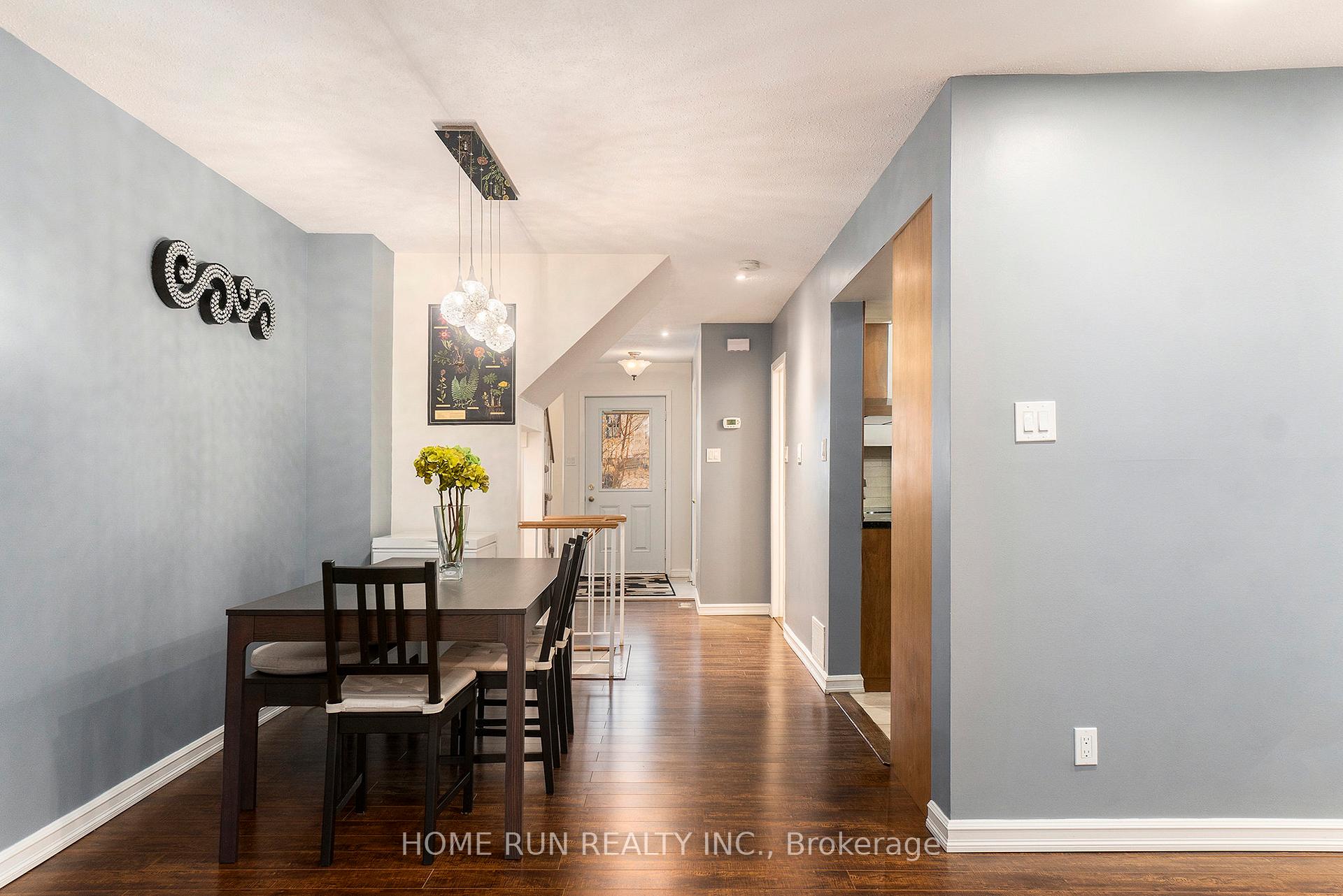Photo 5 of 20 Chestnut Street, Ottawa, Ottawa East — HOMEH