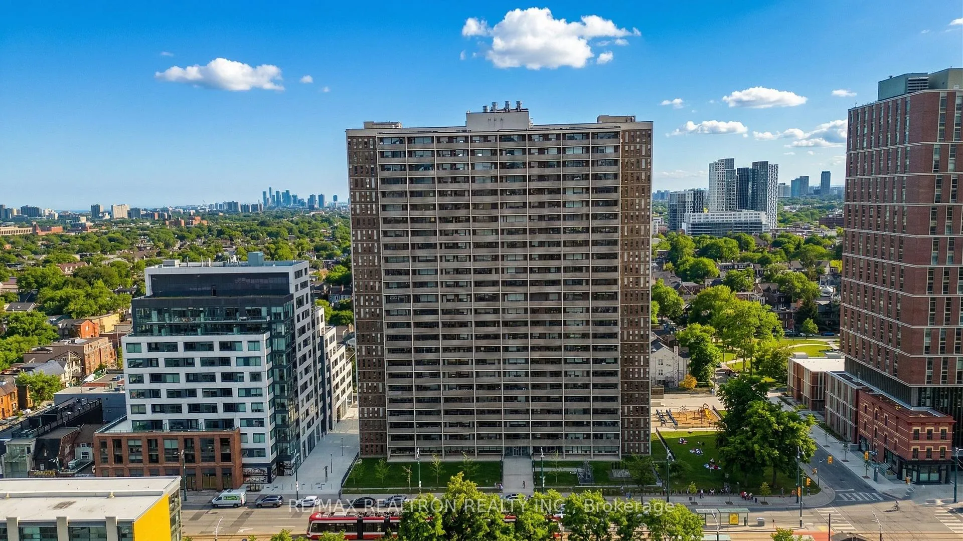 Front of Unit 315, 666 Spadina Avenue