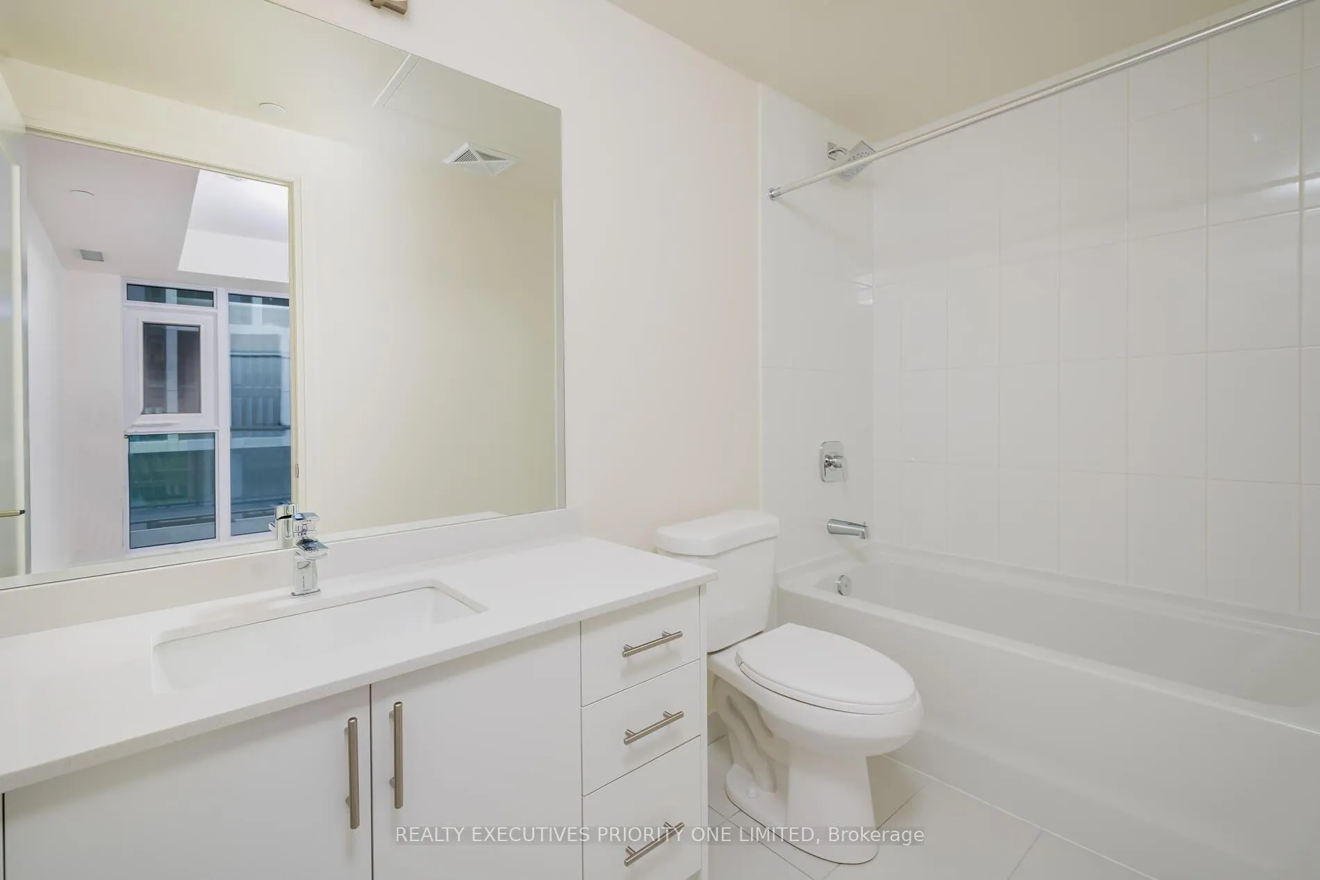 Photo 19 of Unit 2020, 8960 Jane Street, Vaughan, Vellore Village — HOMEH