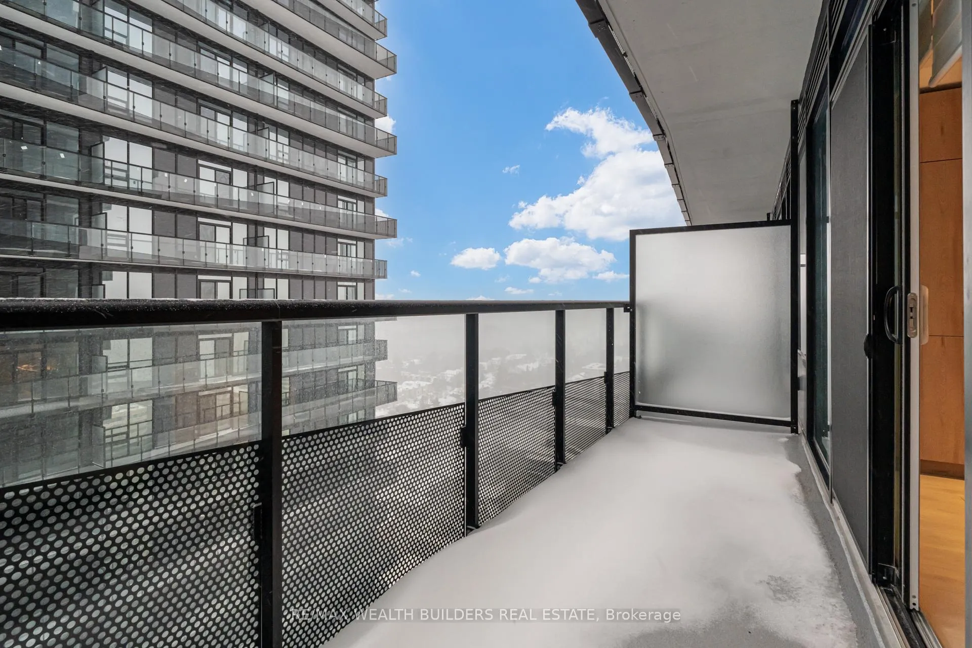 Photo 15 of Unit 2707, 127 Broadway Avenue, Toronto, Yonge-Eglinton — HOMEH