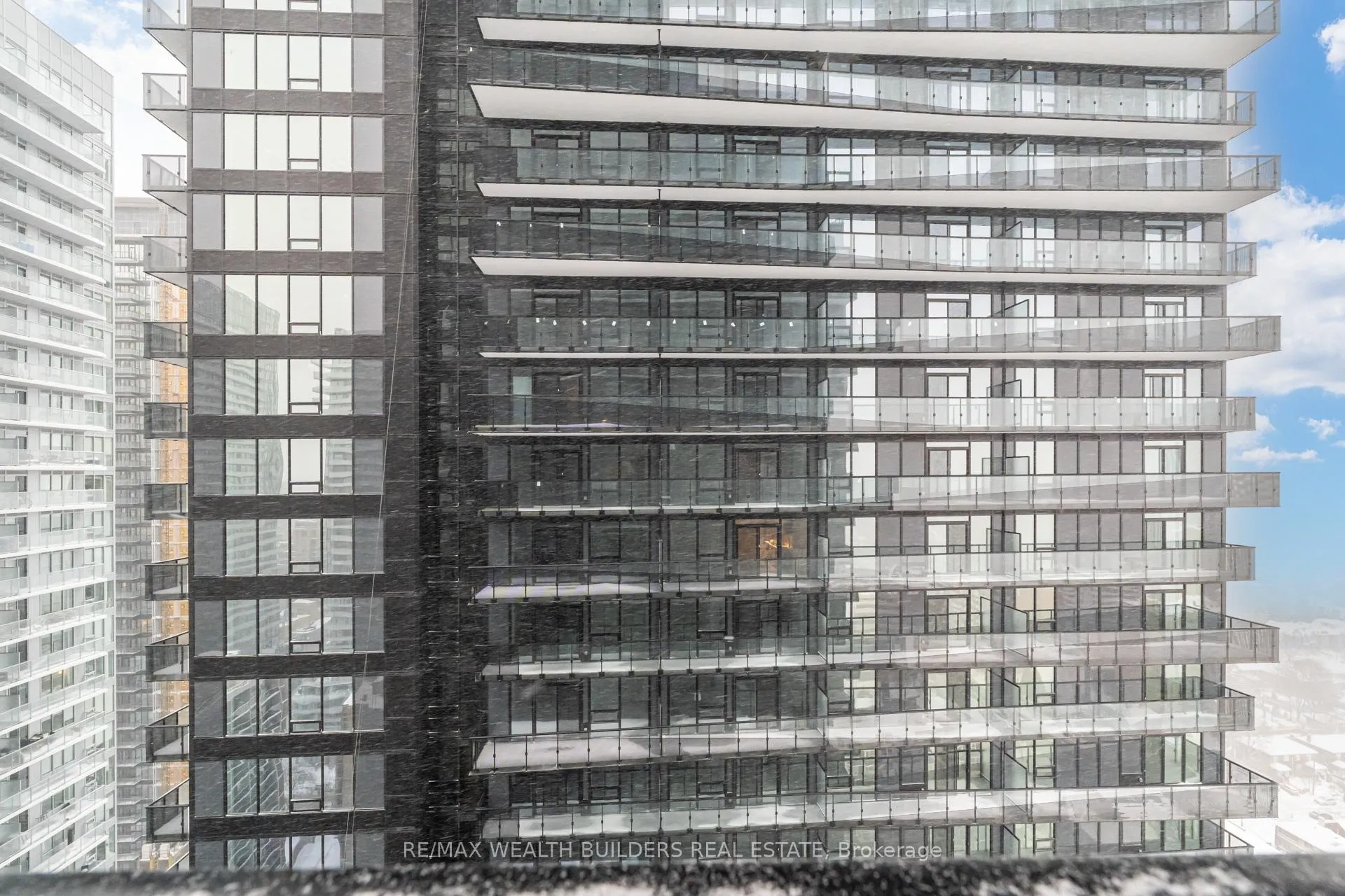 Photo 20 of Unit 2707, 127 Broadway Avenue, Toronto, Yonge-Eglinton — HOMEH