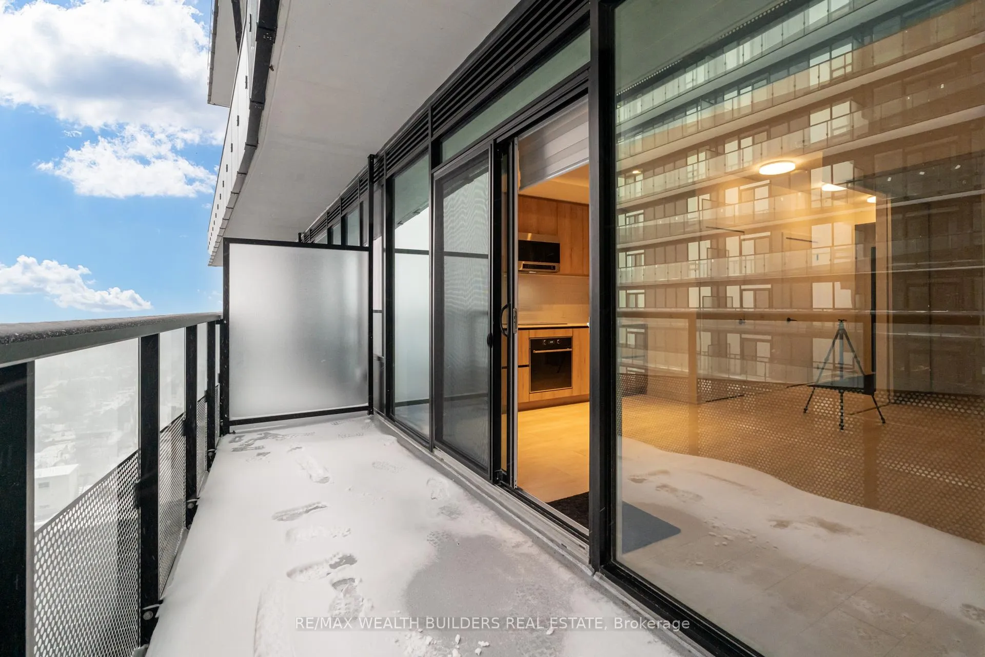 Photo 21 of Unit 2707, 127 Broadway Avenue, Toronto, Yonge-Eglinton — HOMEH