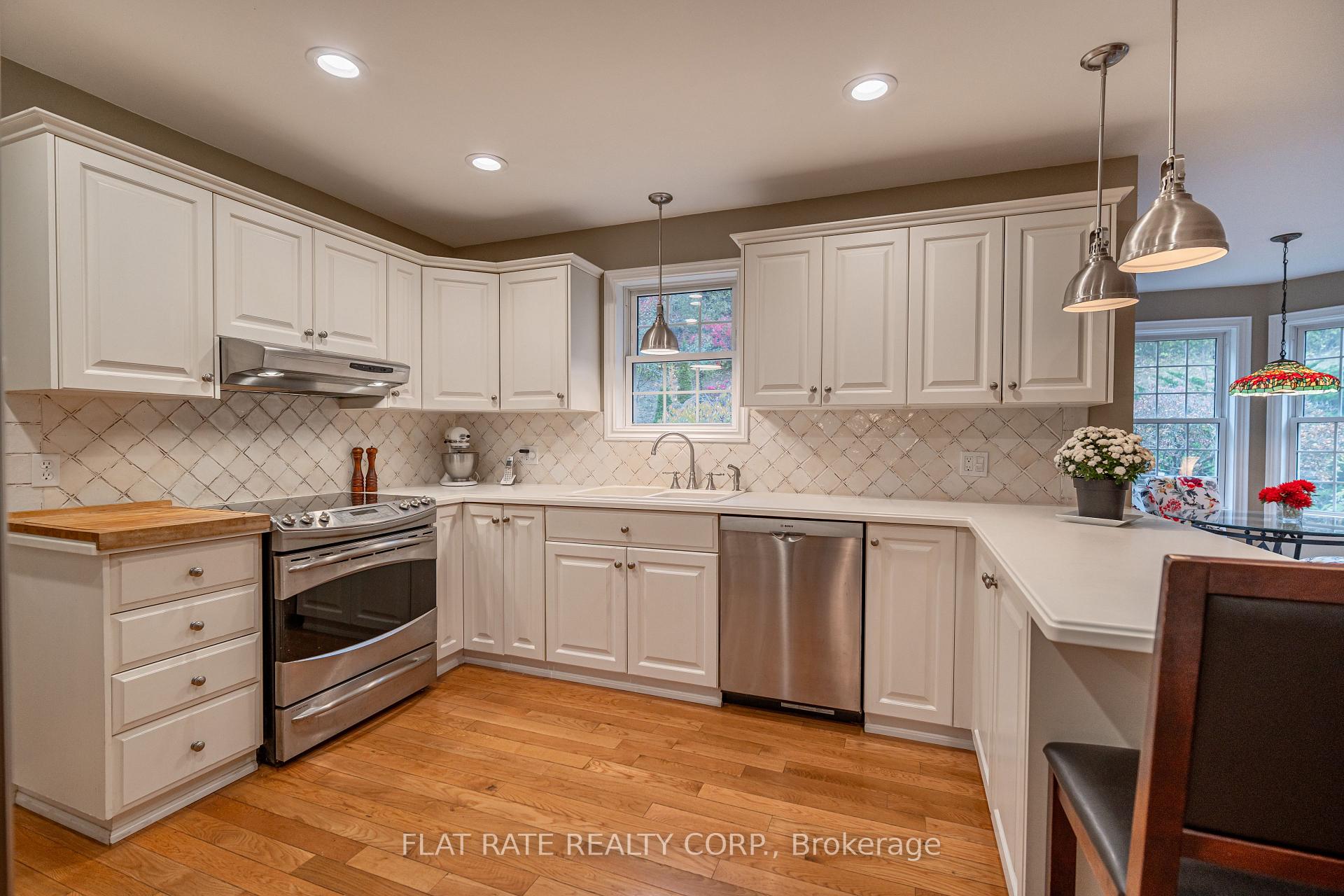 Photo 10 of 14 Forest Glen Road, Cobourg — HOMEH