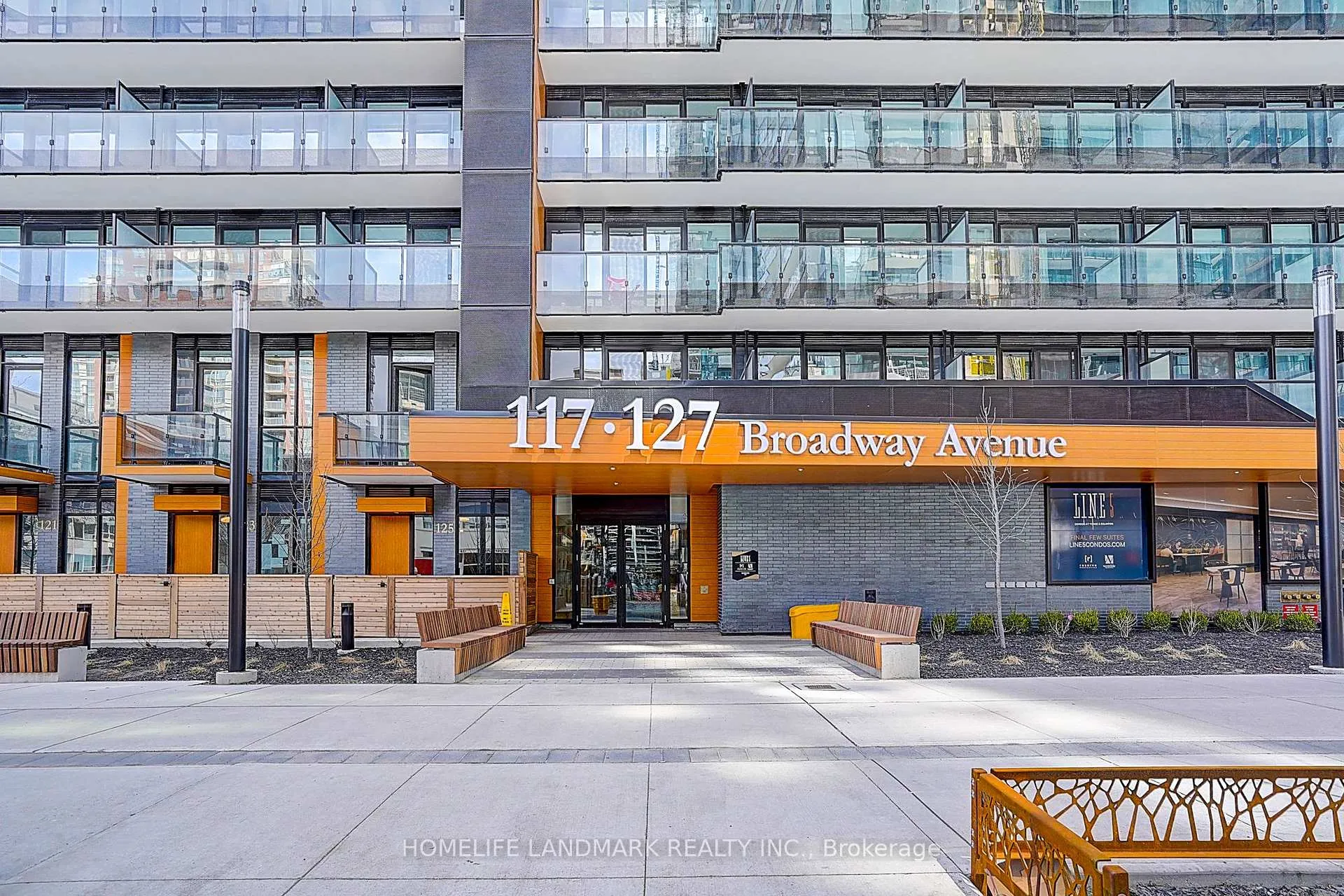 Photo 6 of Unit 3201, 117 Broadway Avenue, Toronto, Mount Pleasant West — HOMEH