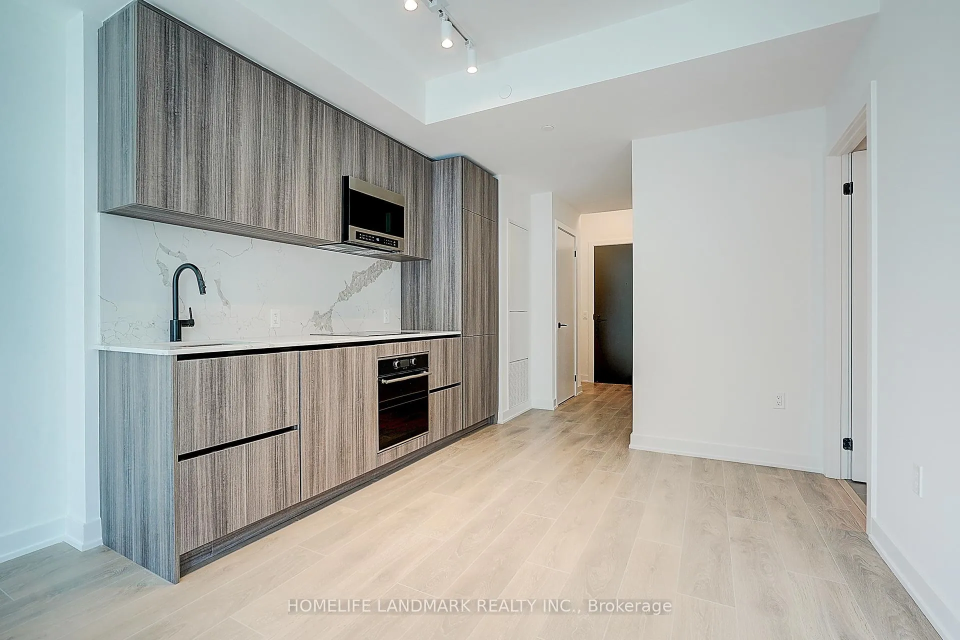 Photo 17 of Unit 3201, 117 Broadway Avenue, Toronto, Mount Pleasant West — HOMEH