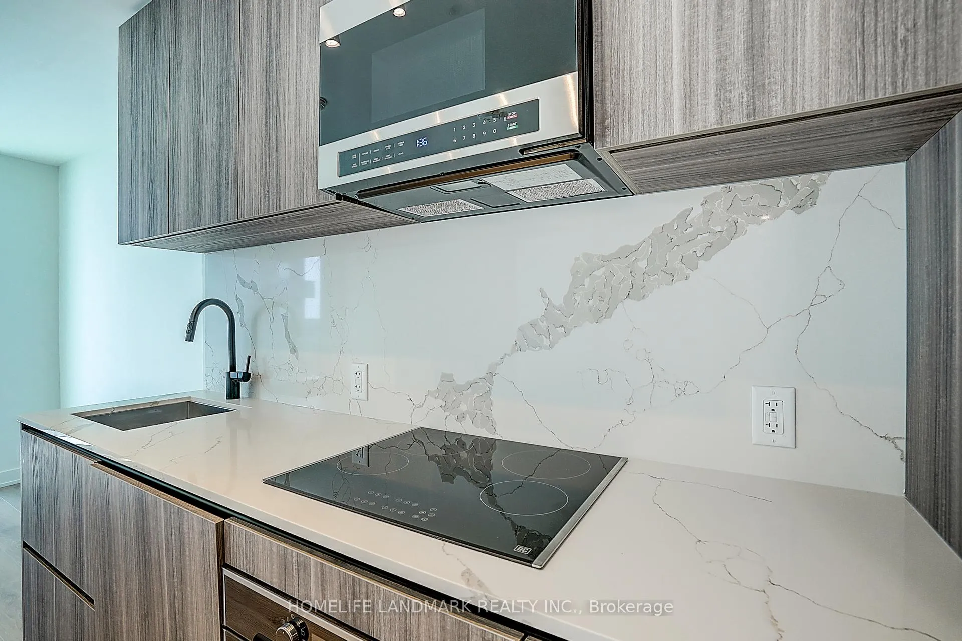 Photo 20 of Unit 3201, 117 Broadway Avenue, Toronto, Mount Pleasant West — HOMEH