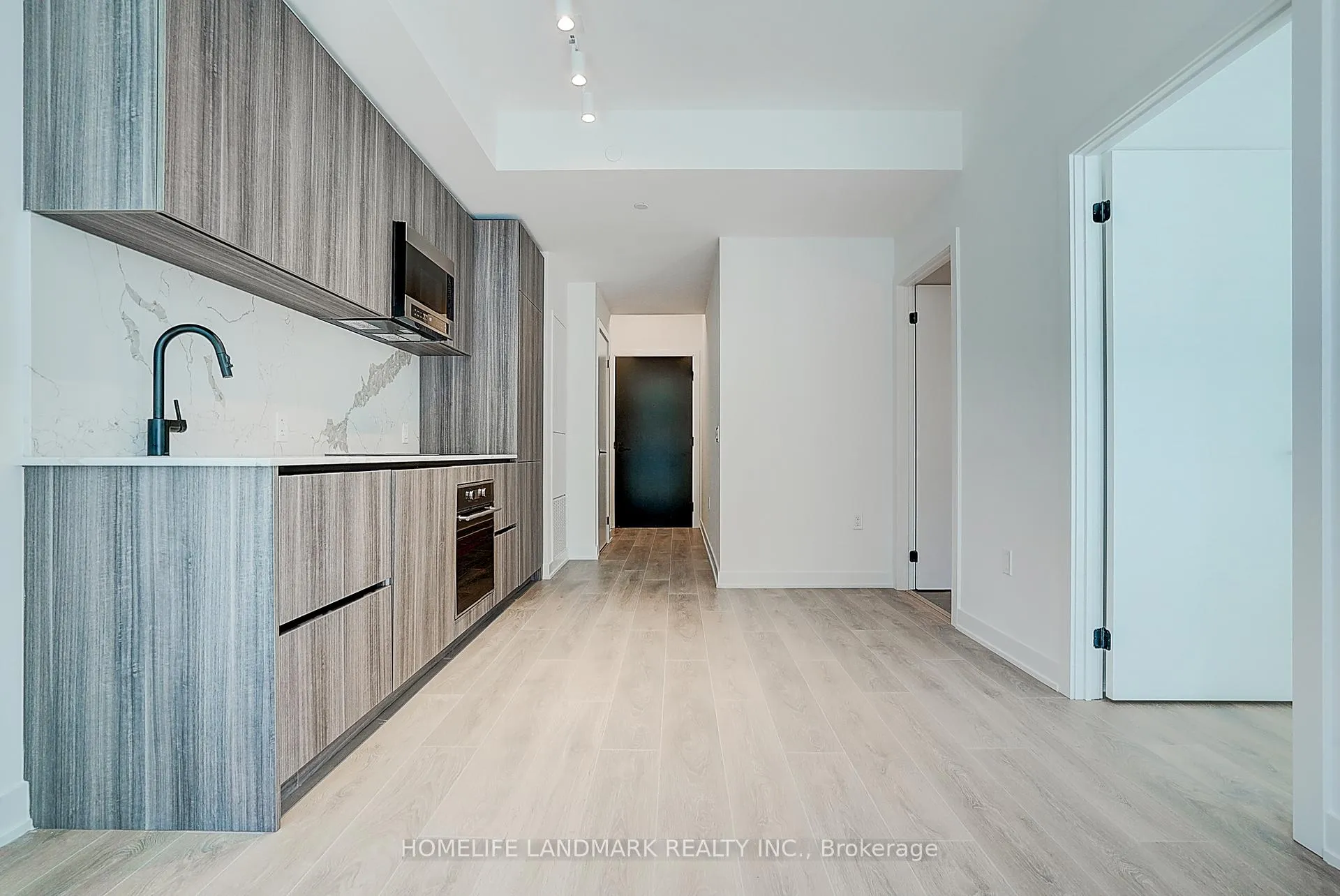 Photo 22 of Unit 3201, 117 Broadway Avenue, Toronto, Mount Pleasant West — HOMEH