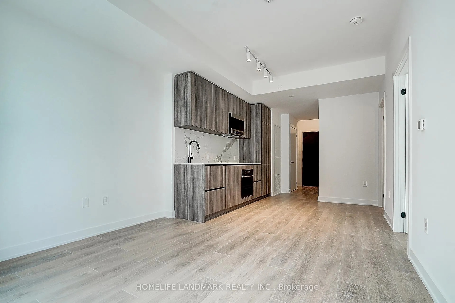 Photo 23 of Unit 3201, 117 Broadway Avenue, Toronto, Mount Pleasant West — HOMEH