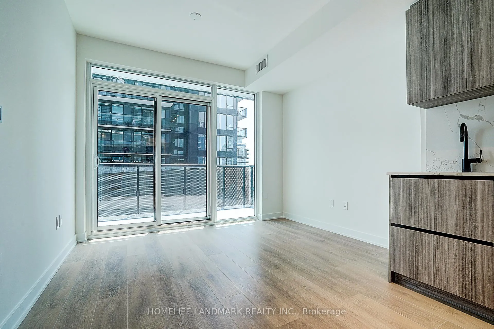 Photo 28 of Unit 3201, 117 Broadway Avenue, Toronto, Mount Pleasant West — HOMEH