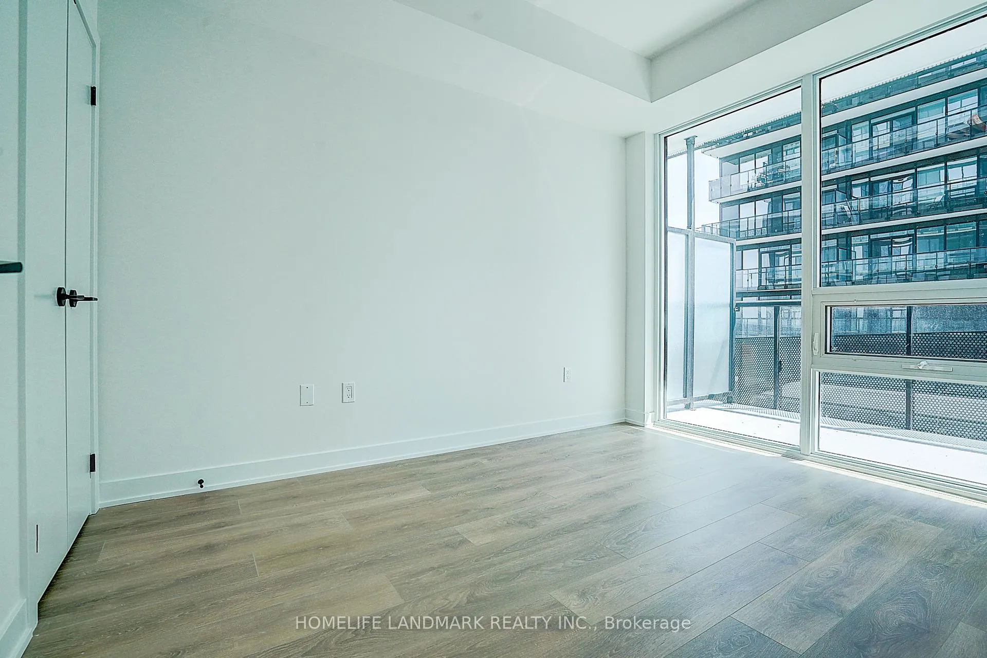 Photo 31 of Unit 3201, 117 Broadway Avenue, Toronto, Mount Pleasant West — HOMEH