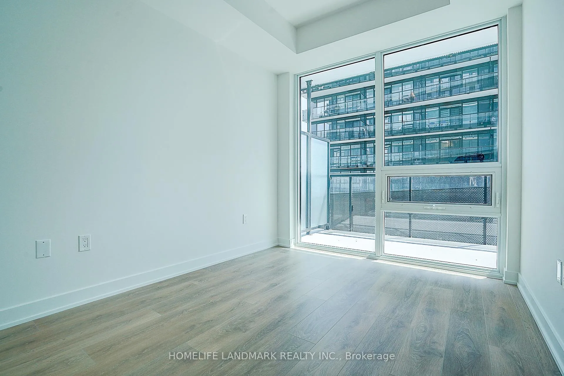 Photo 32 of Unit 3201, 117 Broadway Avenue, Toronto, Mount Pleasant West — HOMEH