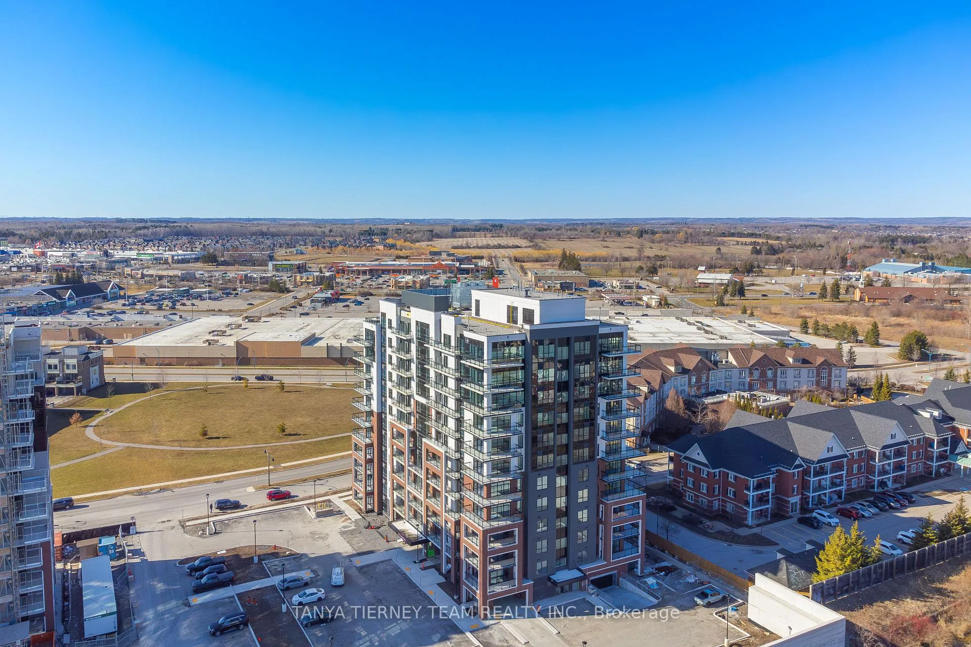 Photo 3 of Unit 608, 55 Clarington Boulevard, Clarington, Bowmanville — HOMEH