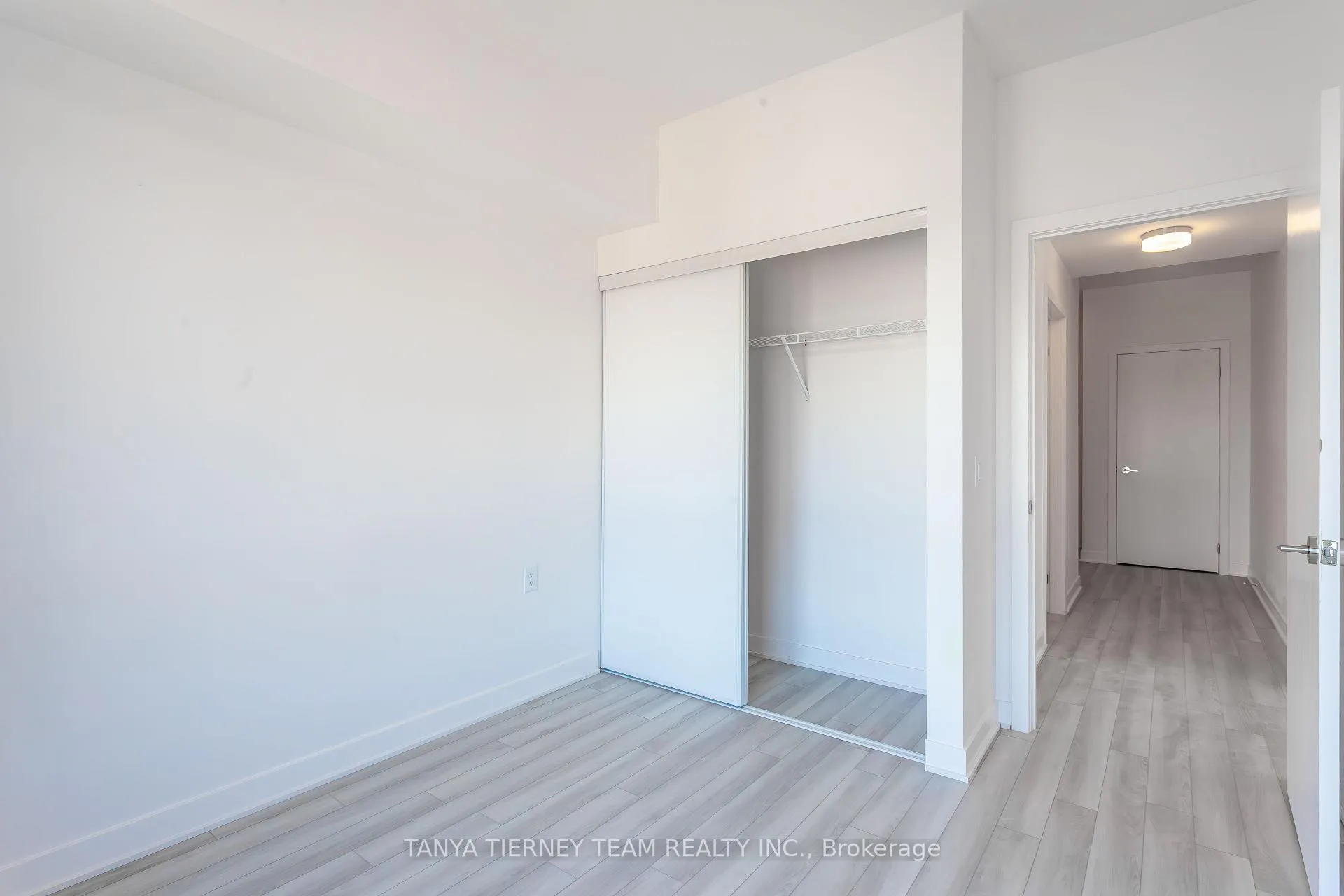 Photo 13 of Unit 608, 55 Clarington Boulevard, Clarington, Bowmanville — HOMEH