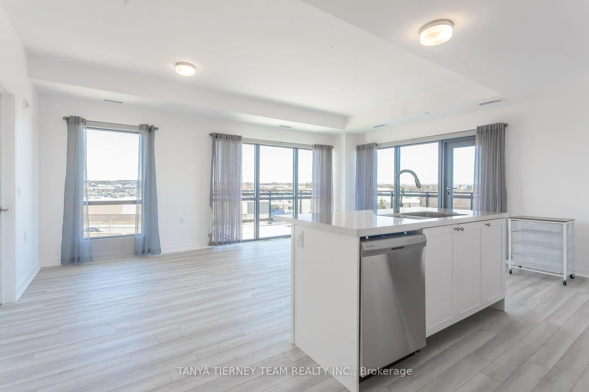 Photo 16 of Unit 608, 55 Clarington Boulevard, Clarington, Bowmanville — HOMEH