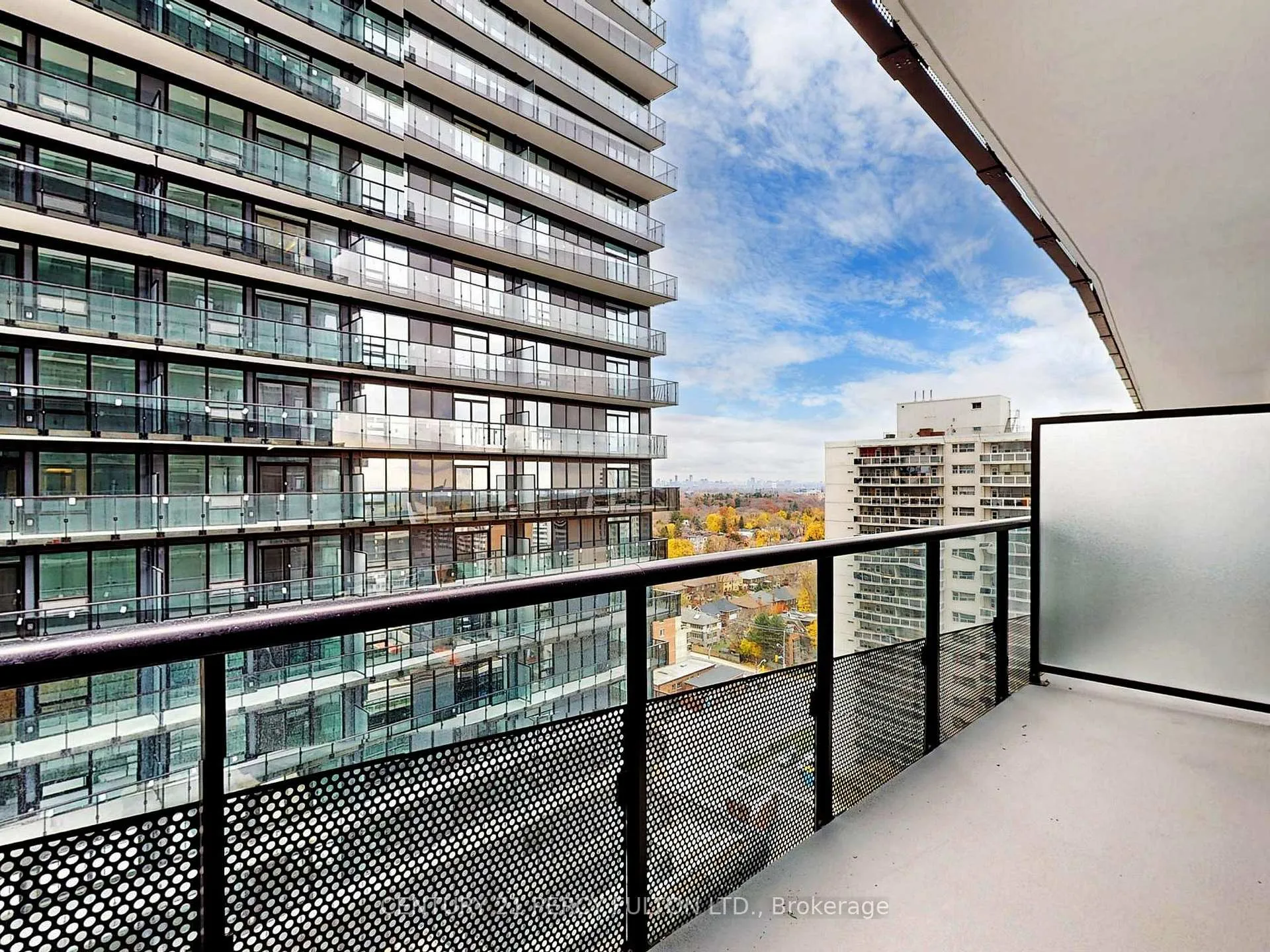 Photo 1 of Unit 1507, 127 Broadway Avenue, Toronto, Mount Pleasant West — HOMEH