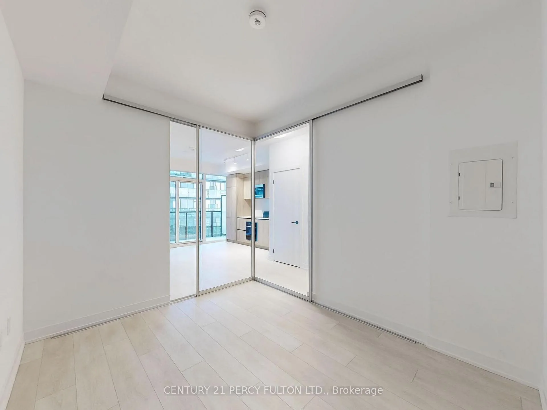 Photo 16 of Unit 1507, 127 Broadway Avenue, Toronto, Mount Pleasant West — HOMEH