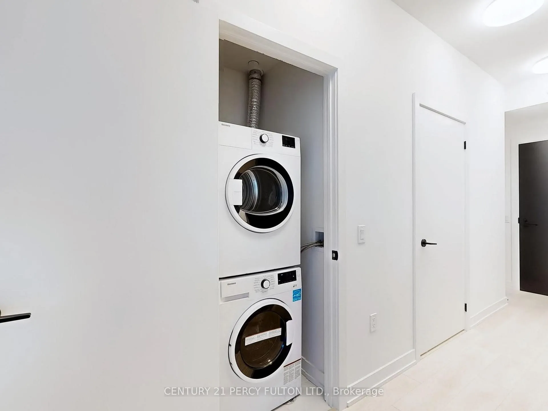 Photo 20 of Unit 1507, 127 Broadway Avenue, Toronto, Mount Pleasant West — HOMEH