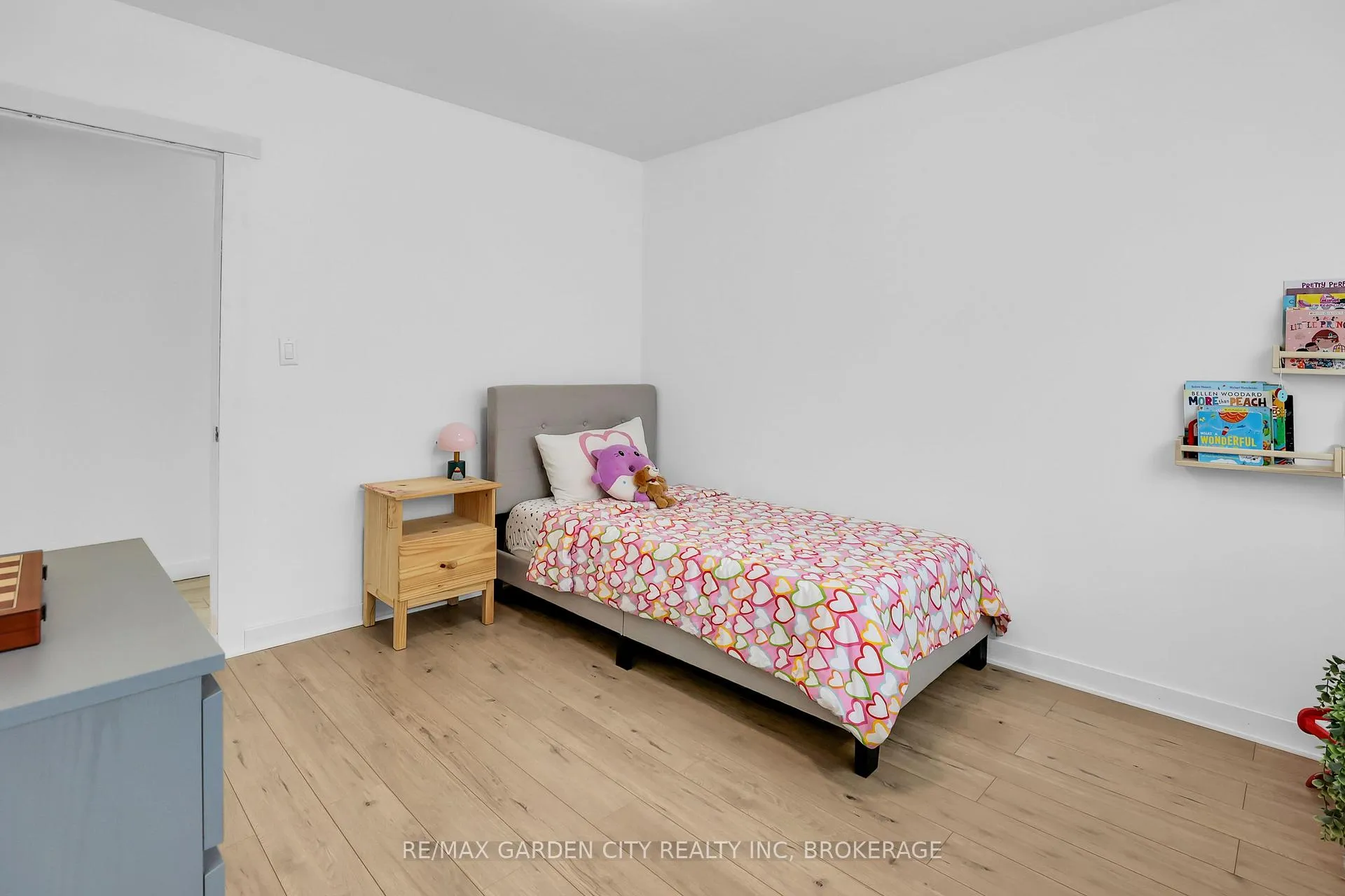 Photo 16 of Unit Unit #1 (main), 18 Wakil Drive, St. Catharines, Glendale/Glenridge — HOMEH