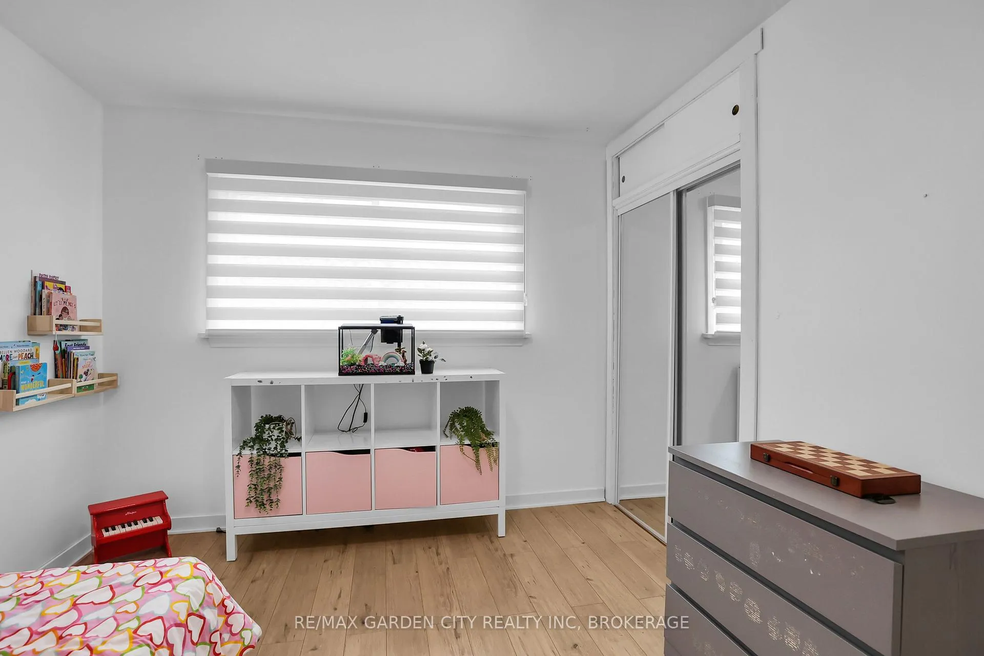 Photo 17 of Unit Unit #1 (main), 18 Wakil Drive, St. Catharines, Glendale/Glenridge — HOMEH