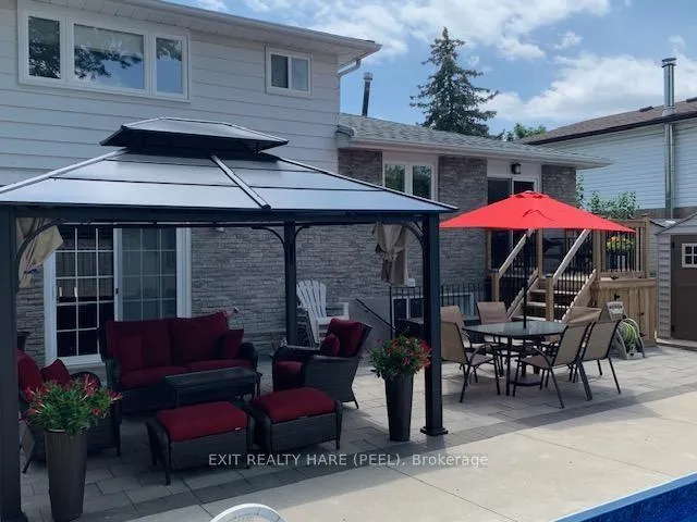 Photo 41 of 29 Trotters Lane, Brampton, Brampton South — HOMEH