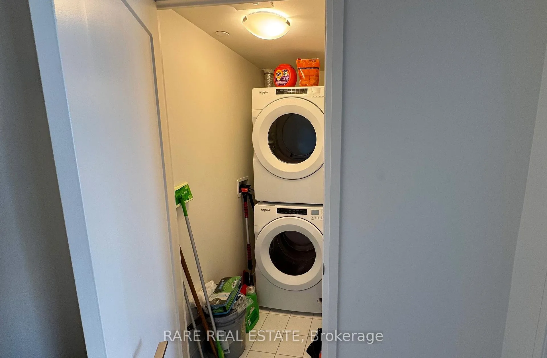 Photo 11 of Unit 1223, 9000 Jane Street, Vaughan, Concord — HOMEH