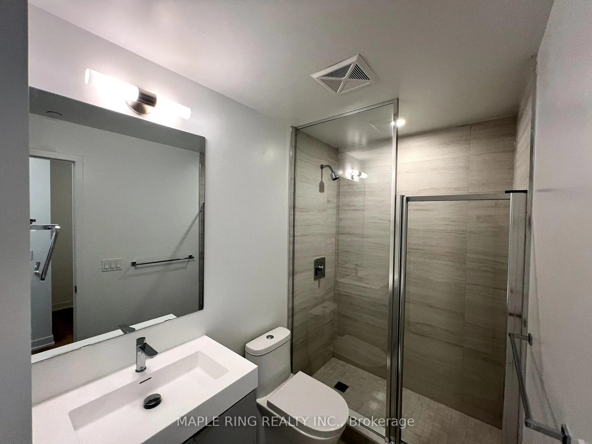 Photo 12 of Unit 710, 474 Caldari Road, Vaughan, Concord — HOMEH
