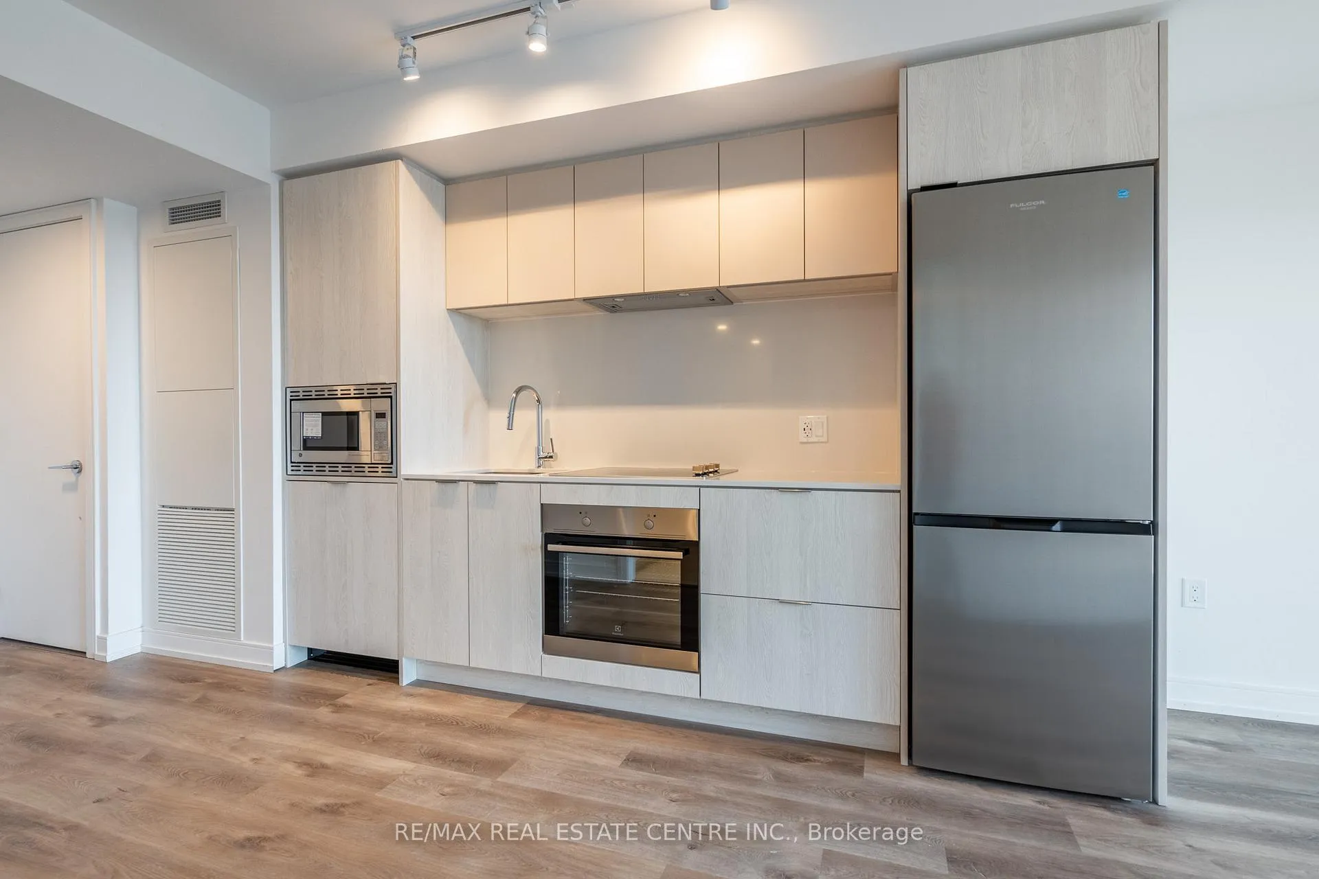 Photo 8 of Unit 926, 1 Jarvis Street, Hamilton, Beasley — HOMEH