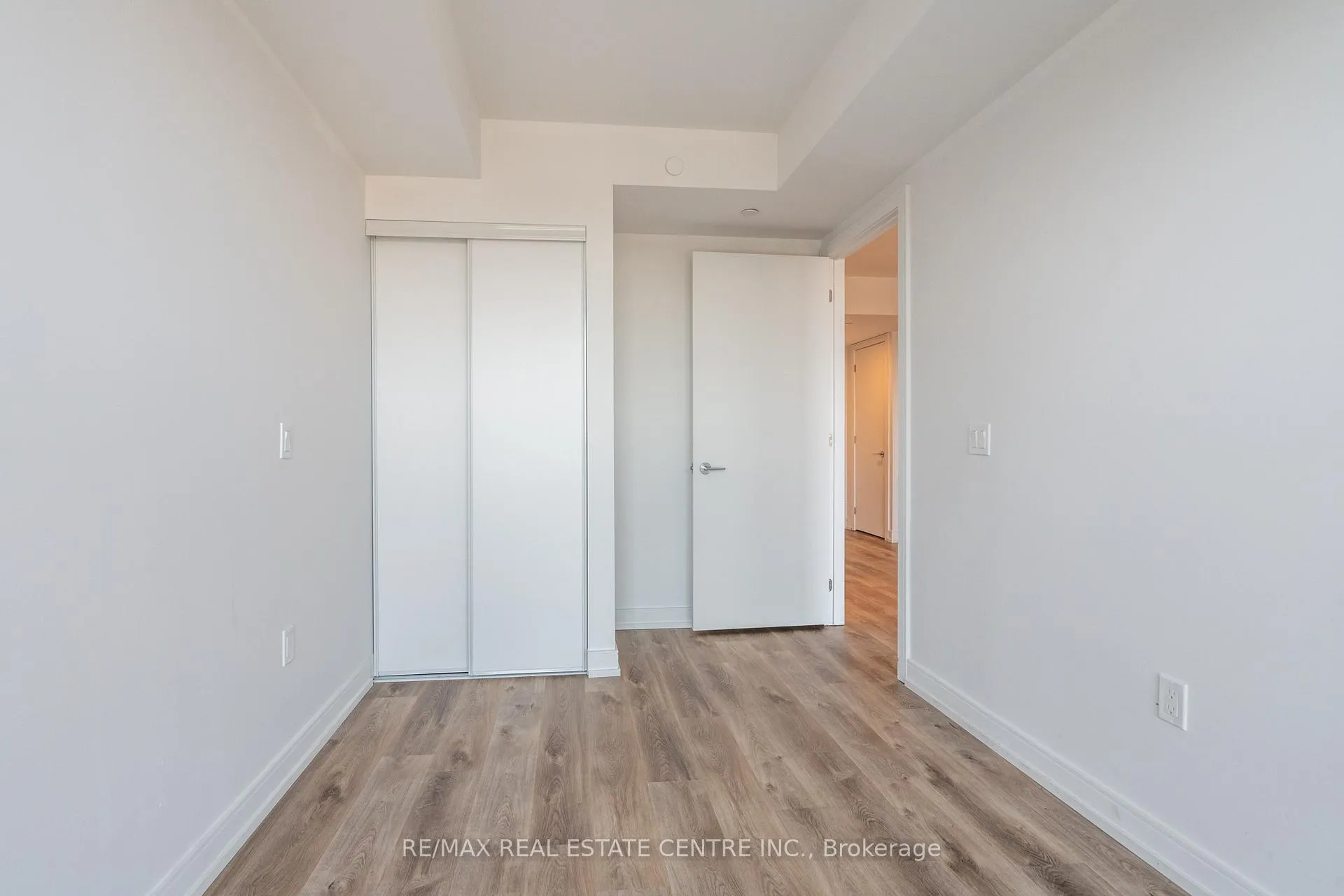 Photo 13 of Unit 926, 1 Jarvis Street, Hamilton, Beasley — HOMEH