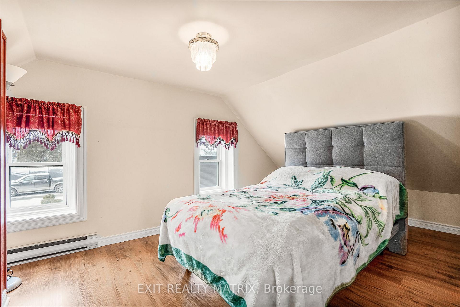 Photo 21 of 946 King Street, Champlain, L'Orignal — HOMEH